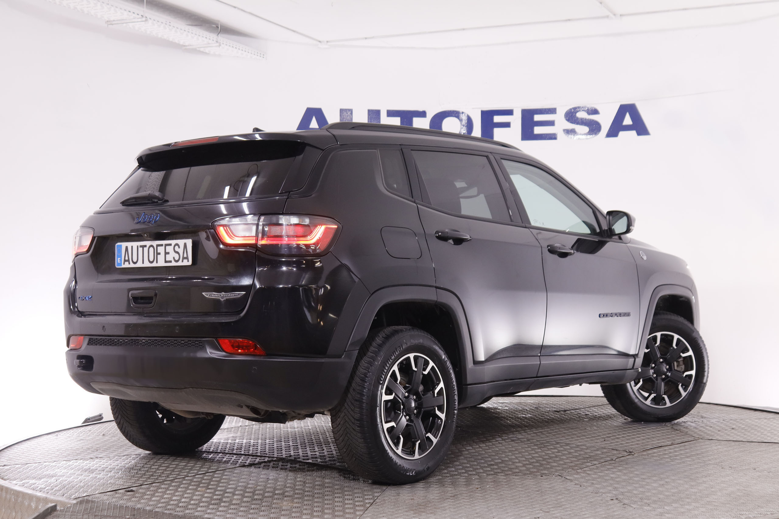 Jeep Compass 4xe 1.3 PHEV Trailhawk - foto 5