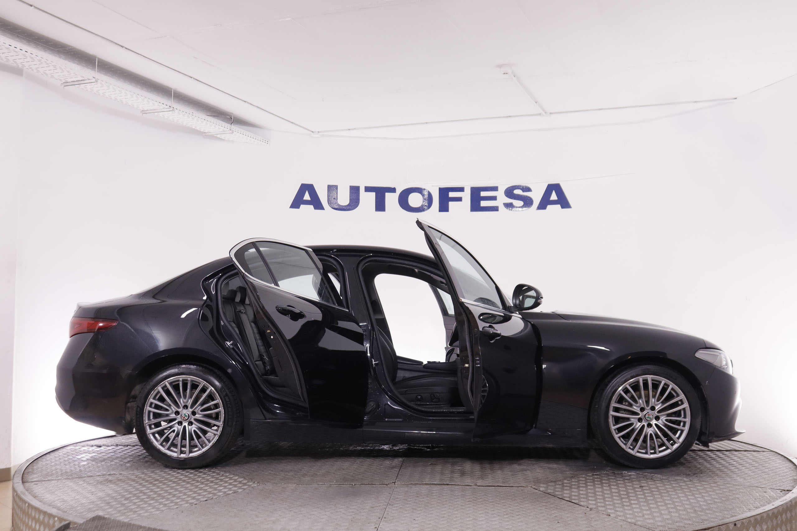 Alfa Romeo Giulia 2.2D Lusso - foto 9