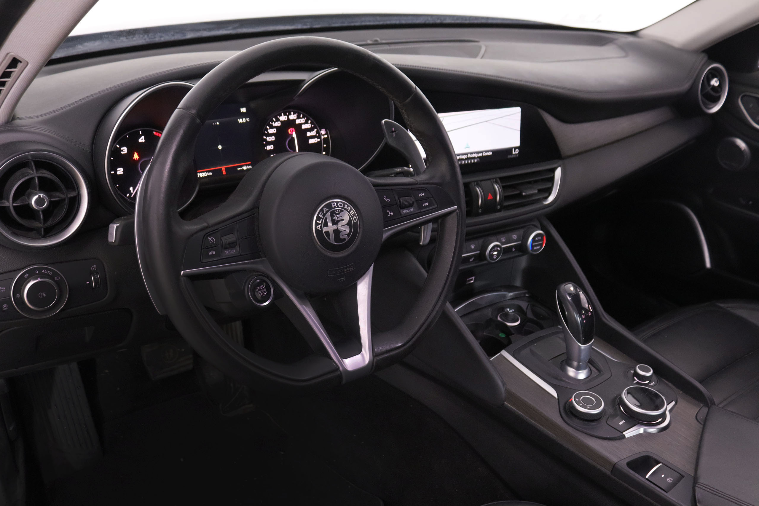 Alfa Romeo Giulia 2.2D Lusso - foto 11