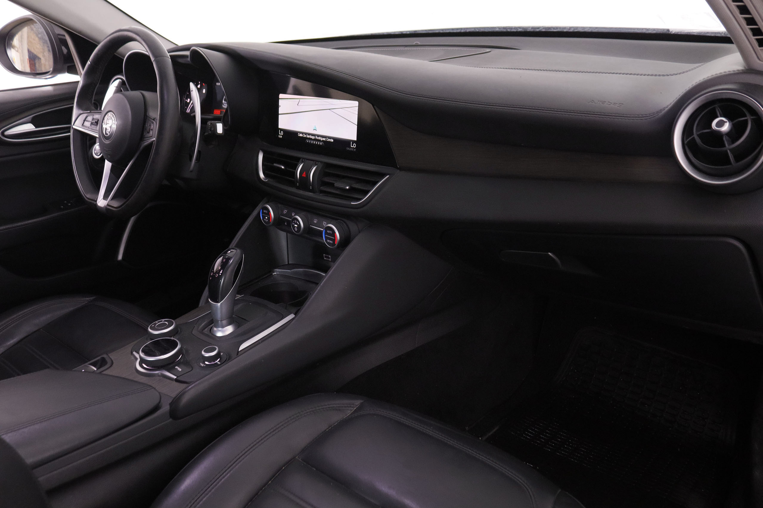 Alfa Romeo Giulia 2.2D Lusso - foto 12