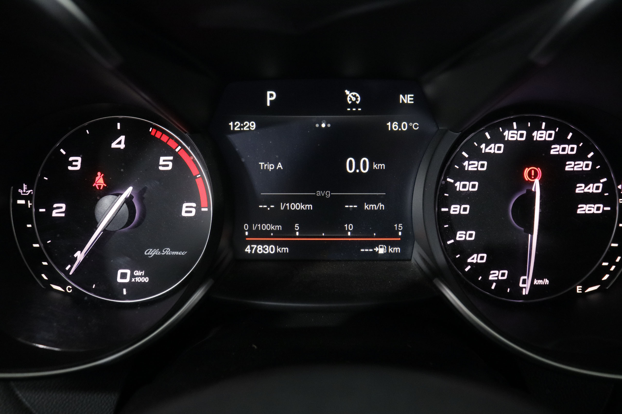 Alfa Romeo Giulia 2.2D Lusso - foto 18