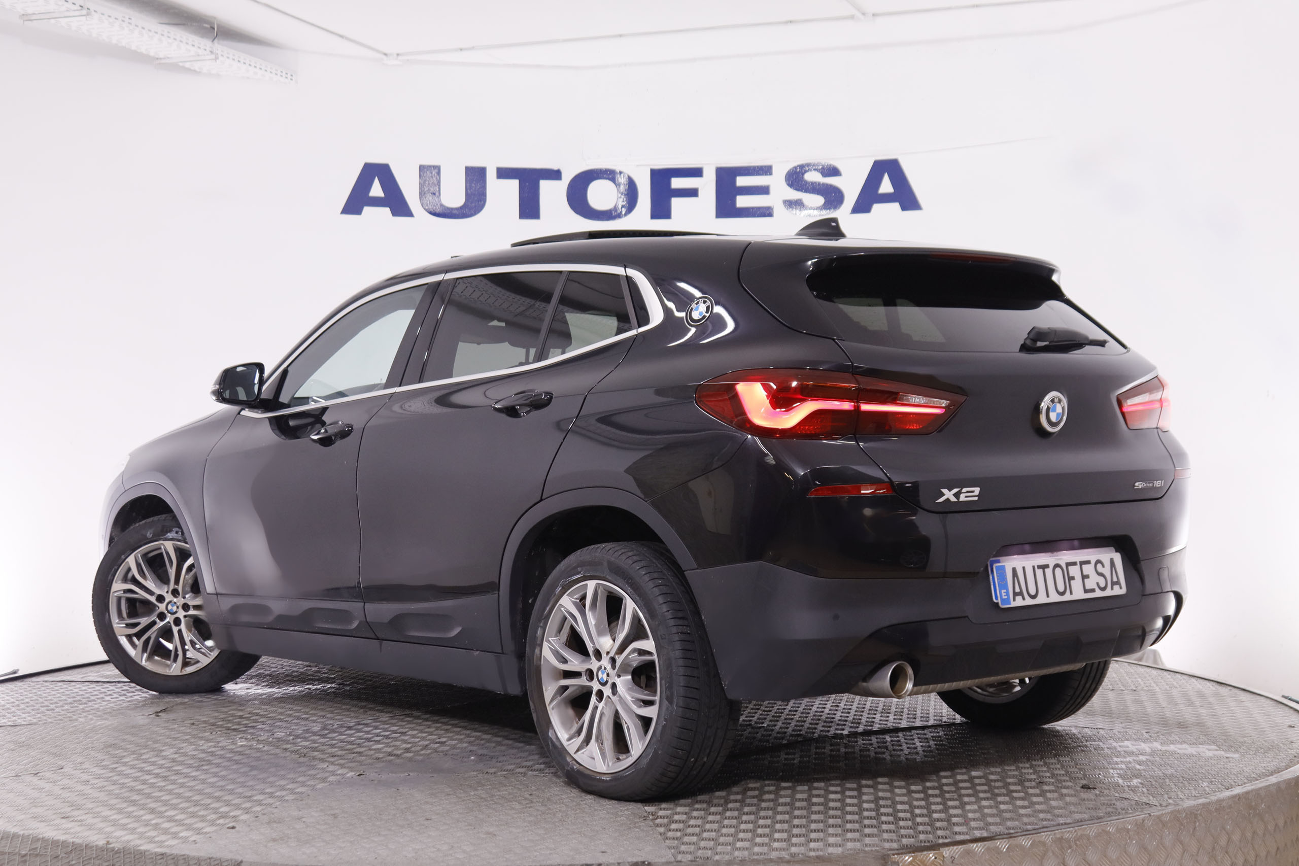 BMW X2 sDrive 18i - foto 7