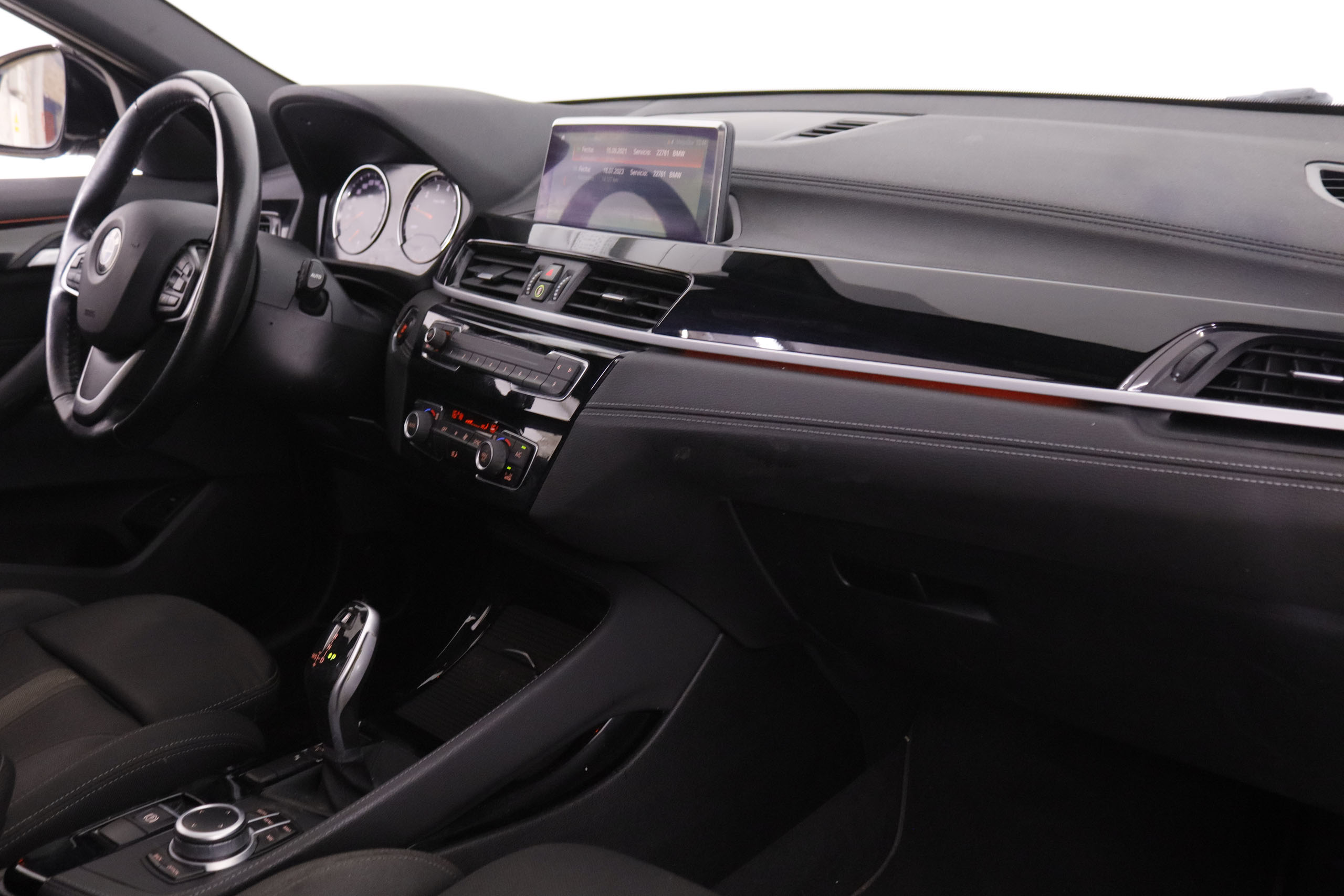 BMW X2 sDrive 18i - foto 12