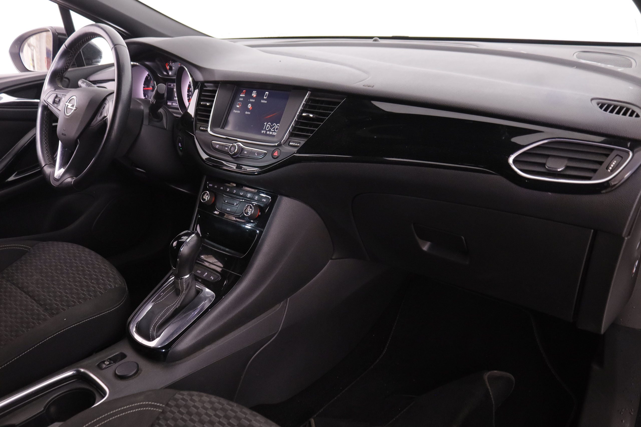 Opel Astra 1.6 CDTI Black Edition Plus - foto 12