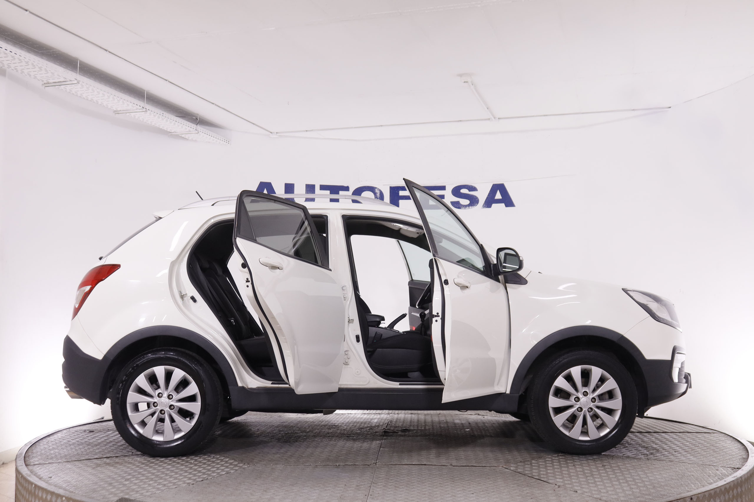 SsangYong Korando D22T Line 4x2 - foto 9