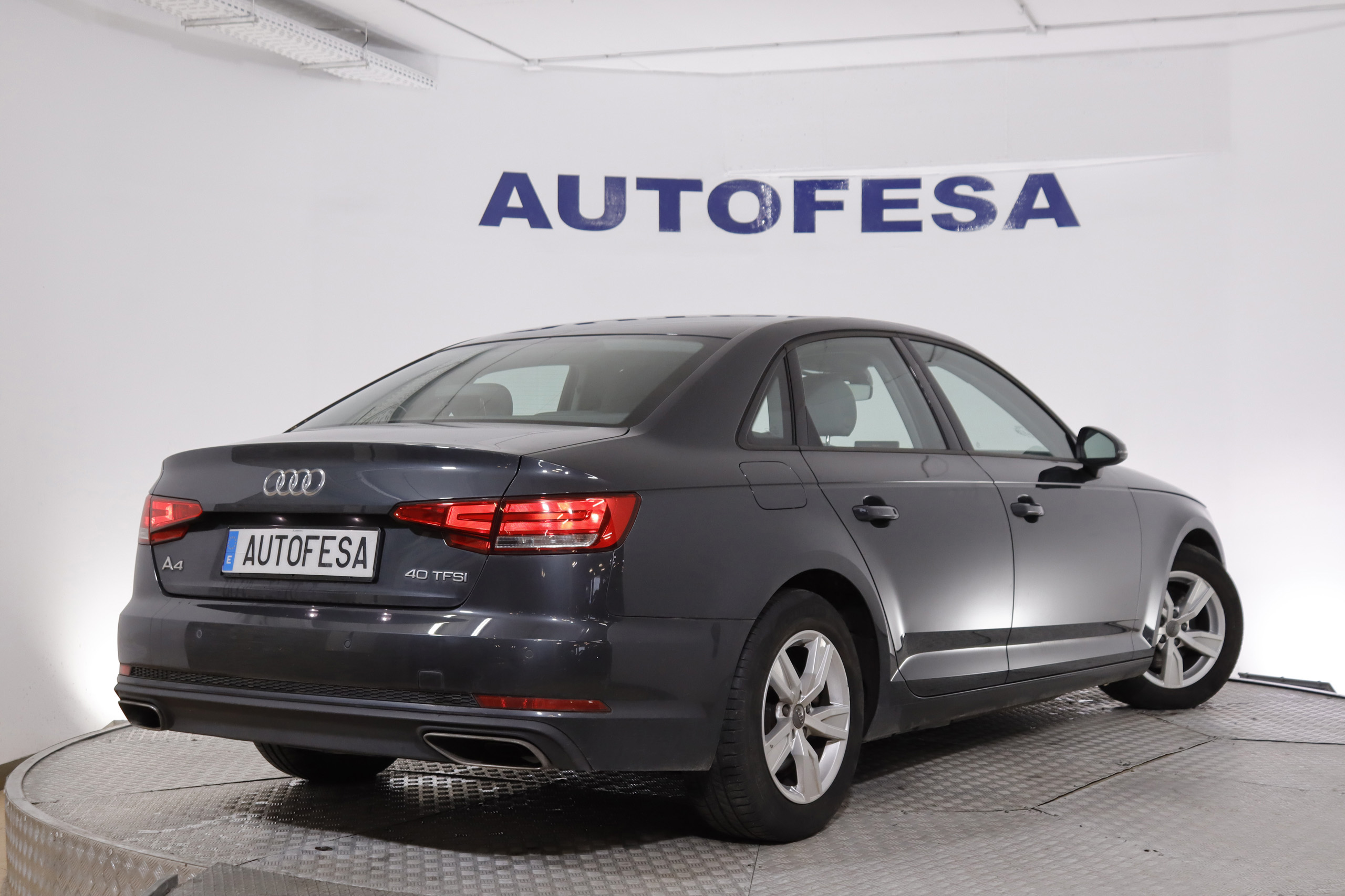 Audi A4 40 TFSI Advance - foto 5