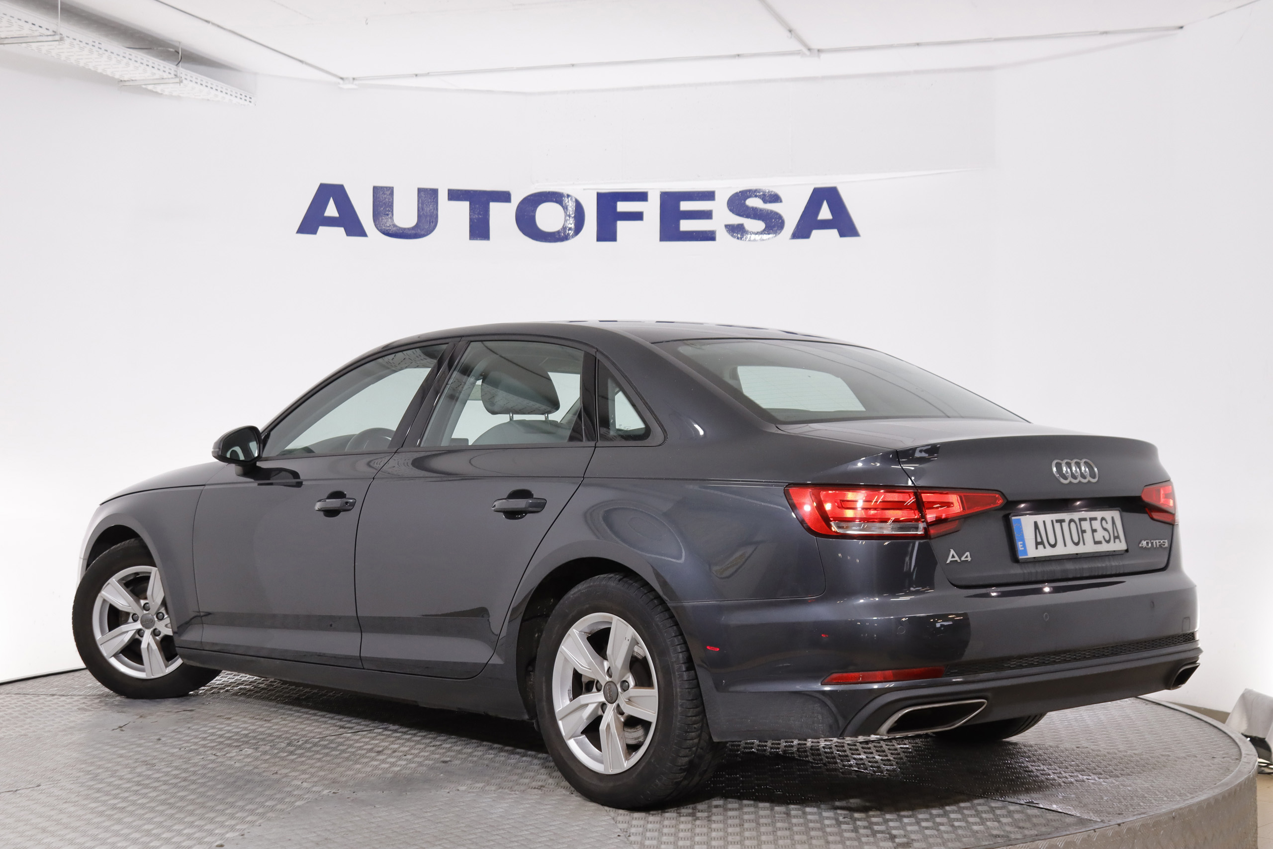 Audi A4 40 TFSI Advance - foto 7