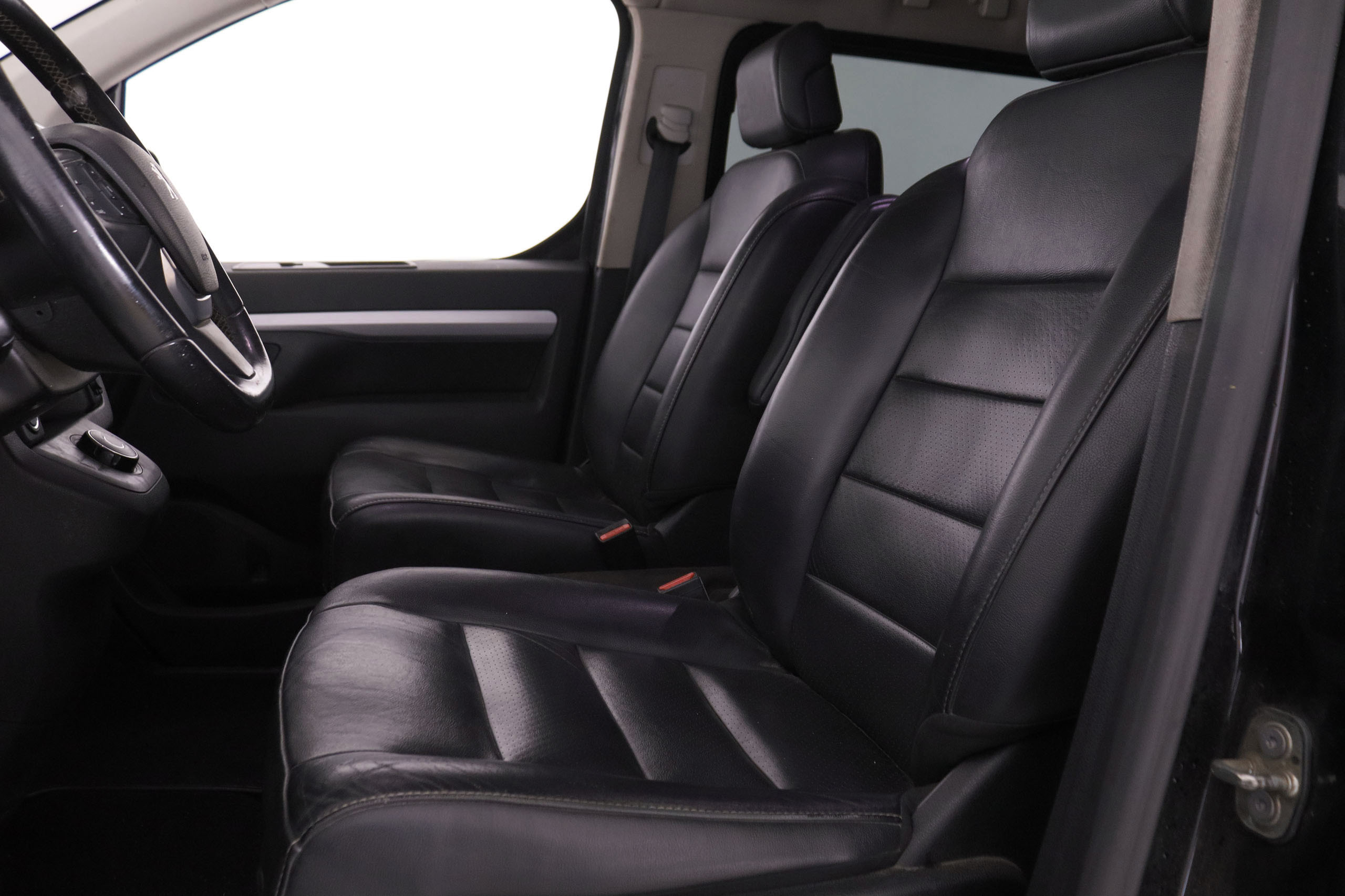 Peugeot Traveller 2.0 BlueHDi 6 plazas - foto 19