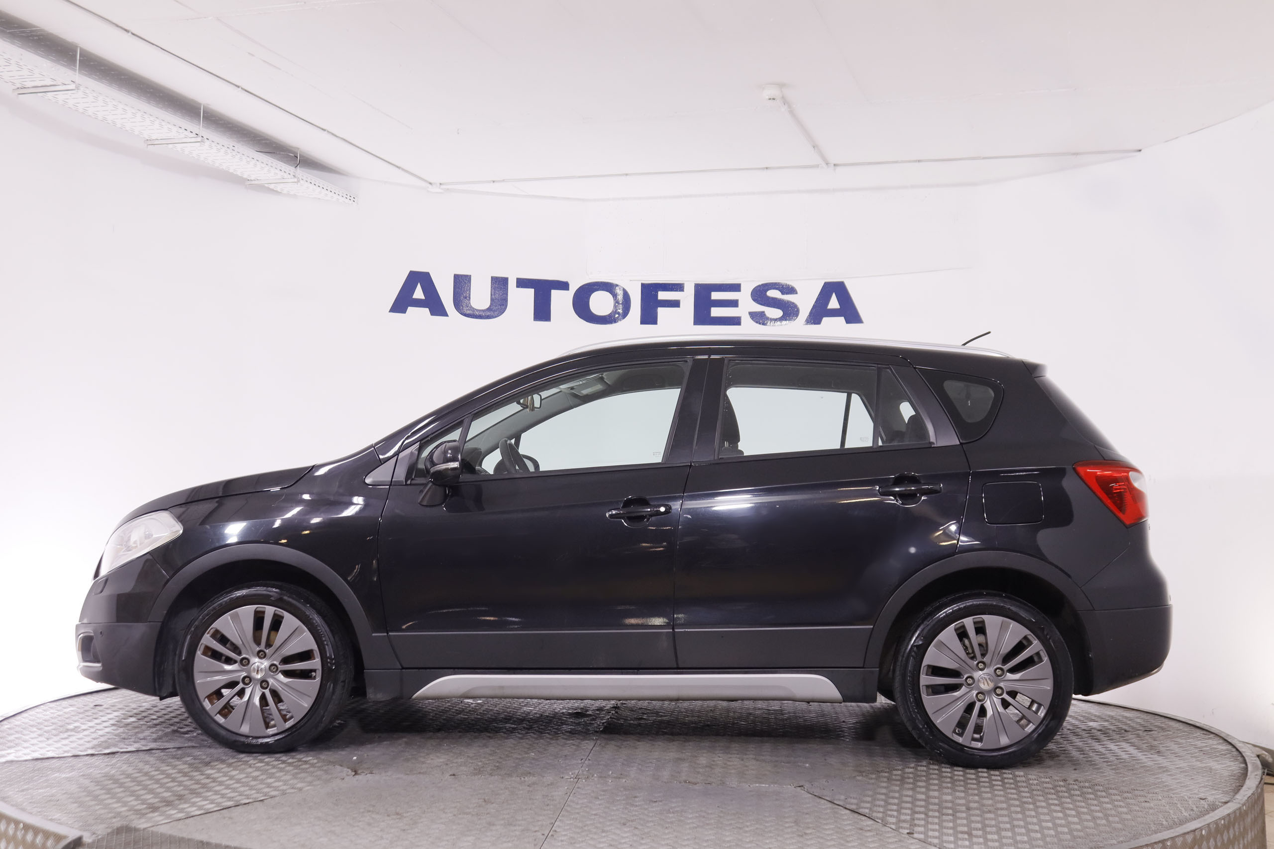 Suzuki S-Cross 1.6 Ddis 4WD - foto 4