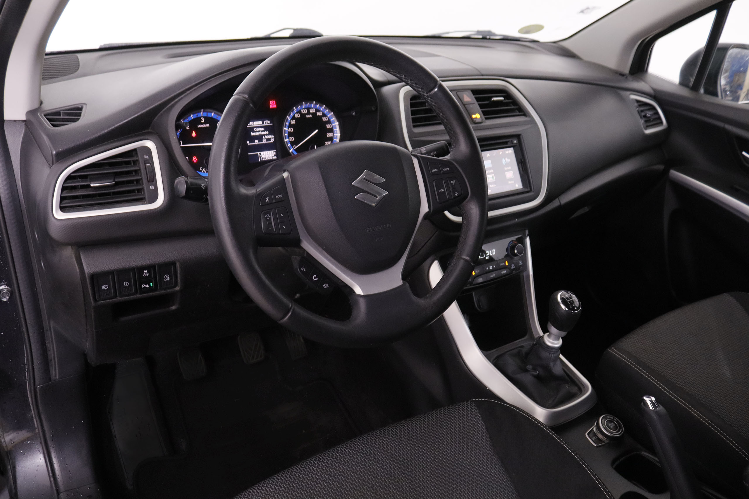 Suzuki S-Cross 1.6 Ddis 4WD - foto 11