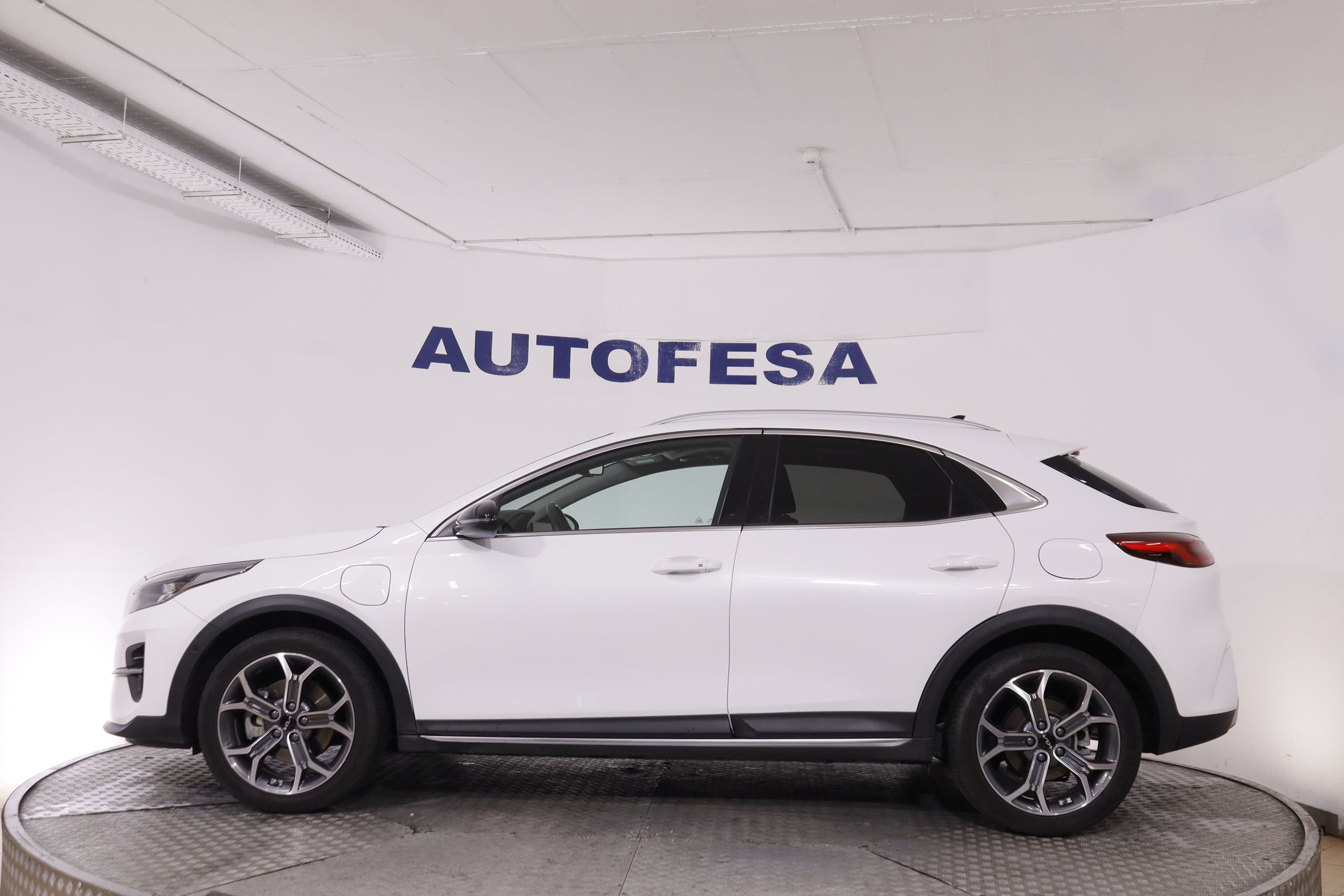 Kia XCeed 1.6 PHEV Emotion - foto 4