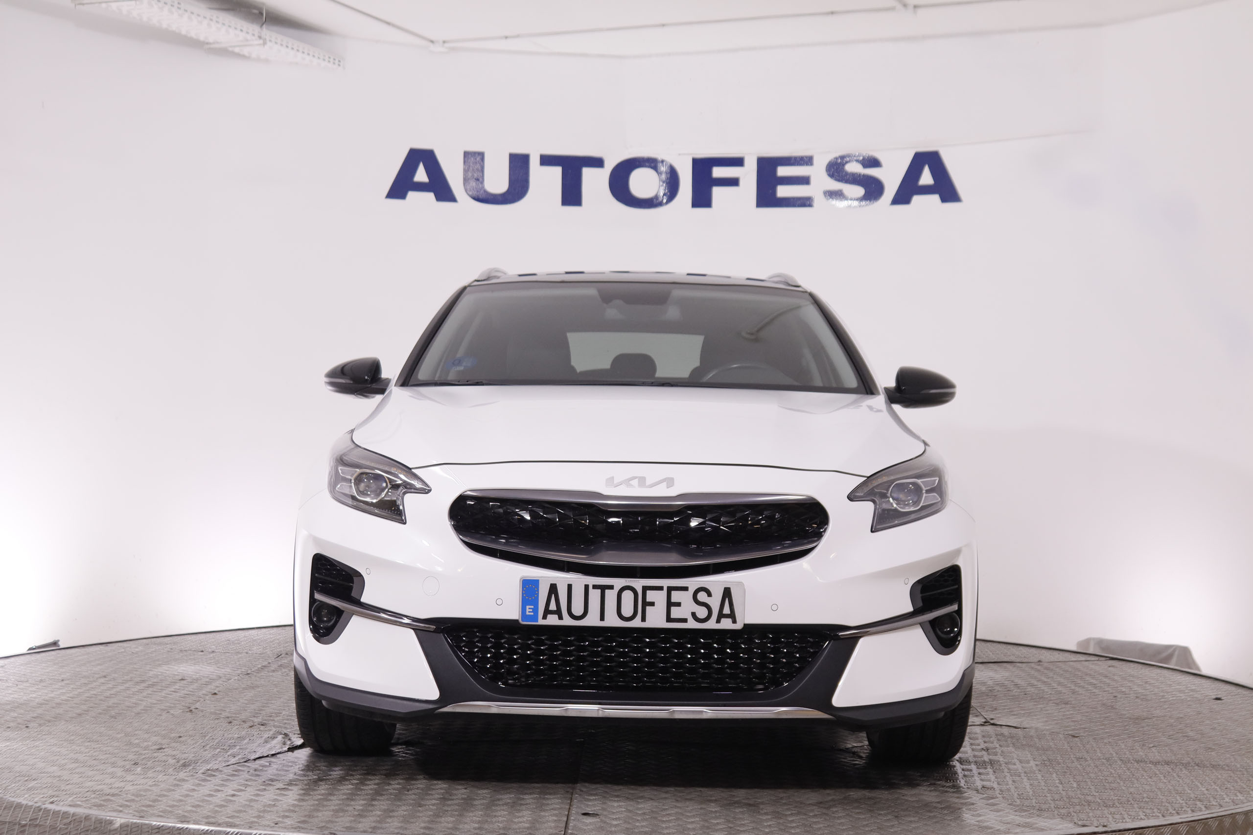 Kia XCeed 1.6 PHEV Emotion - foto 2