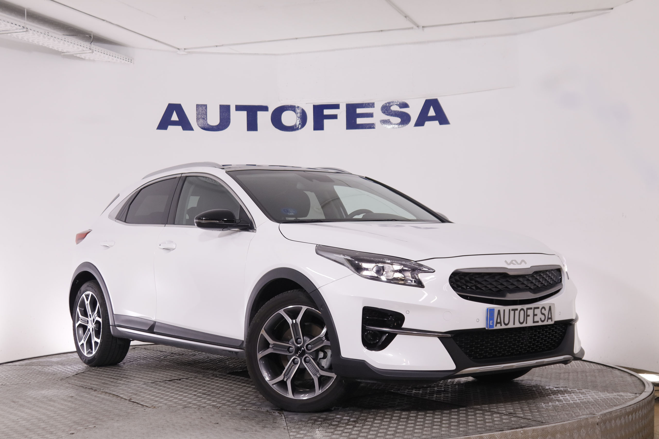 Kia XCeed 1.6 PHEV Emotion - foto 3