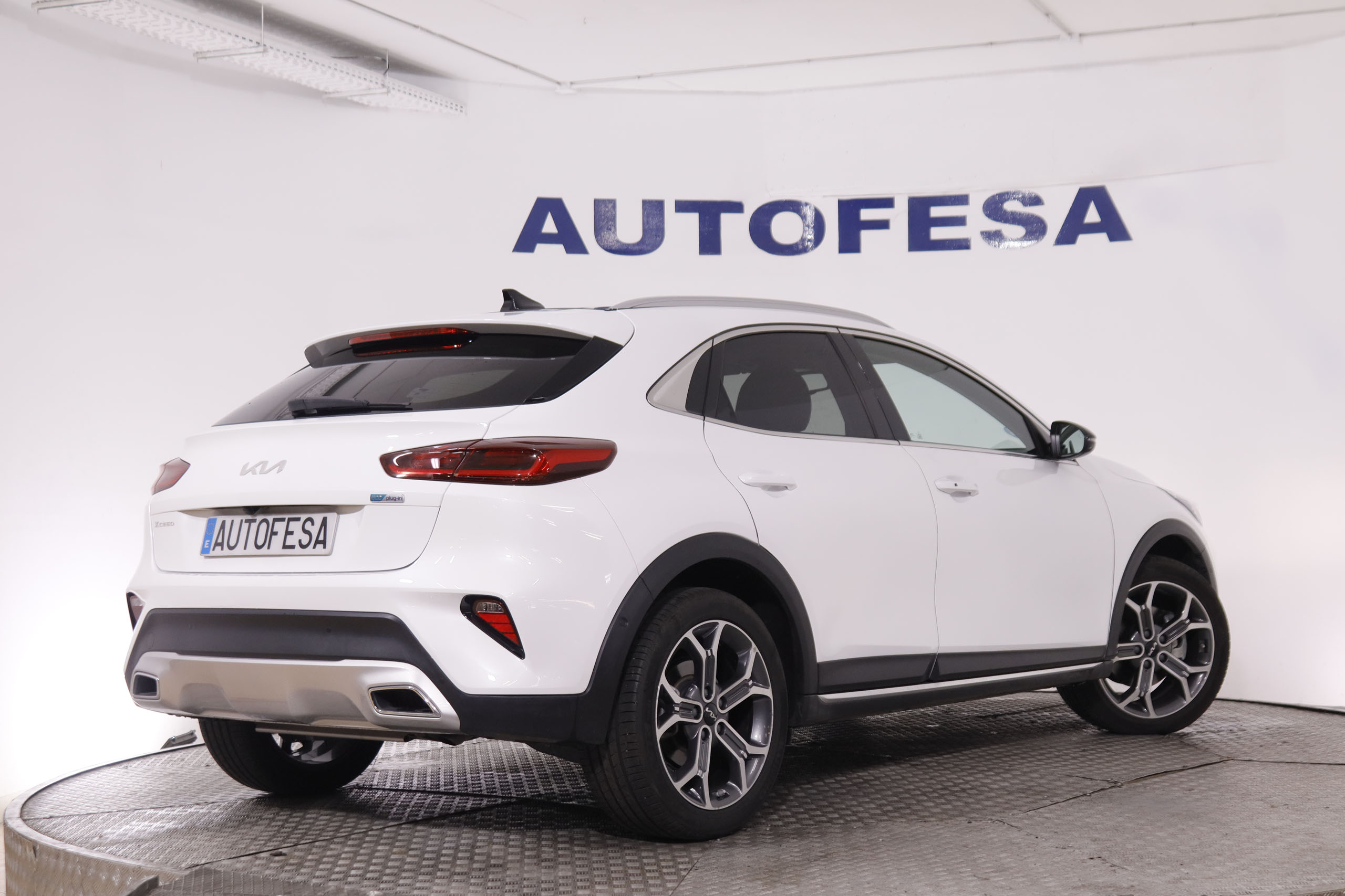 Kia XCeed 1.6 PHEV Emotion - foto 5