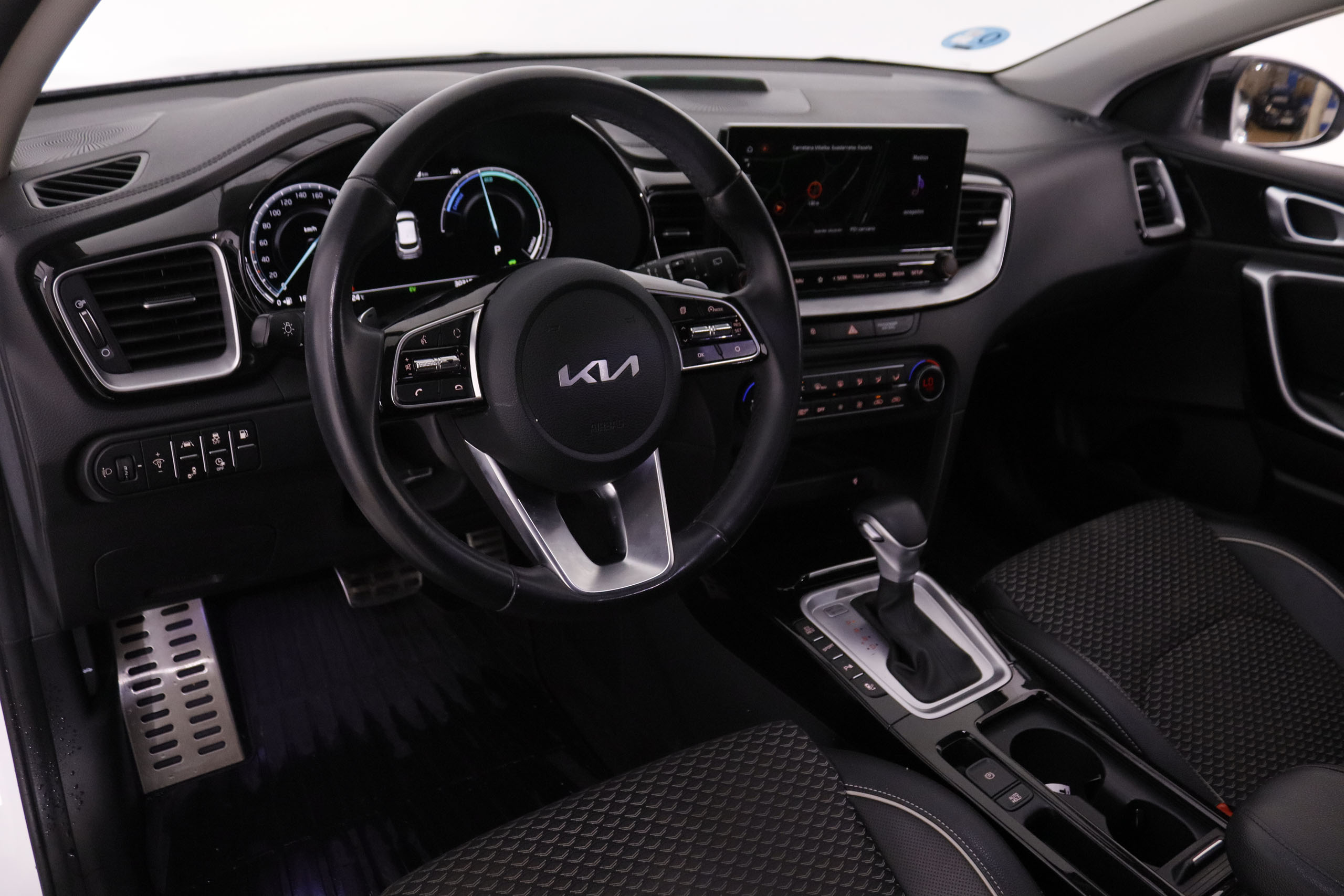 Kia XCeed 1.6 PHEV Emotion - foto 13