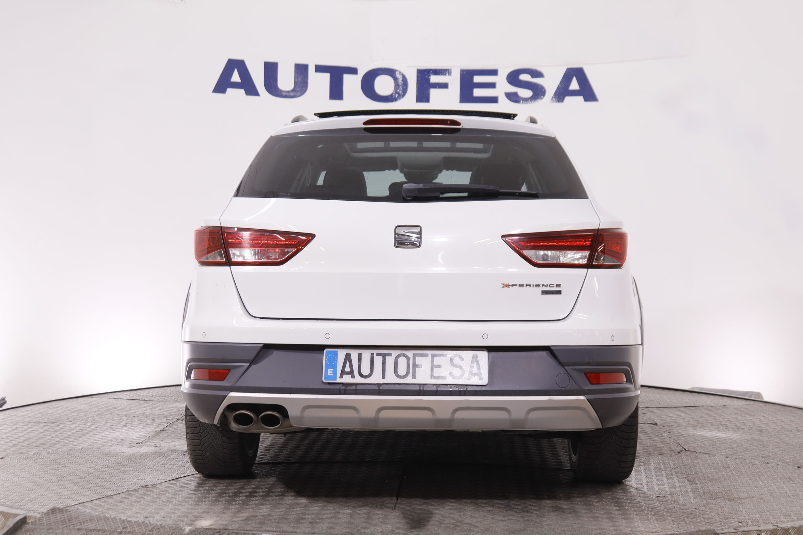 SEAT León 2.0 TDI Xperience 4DRIVE DSG - foto 6