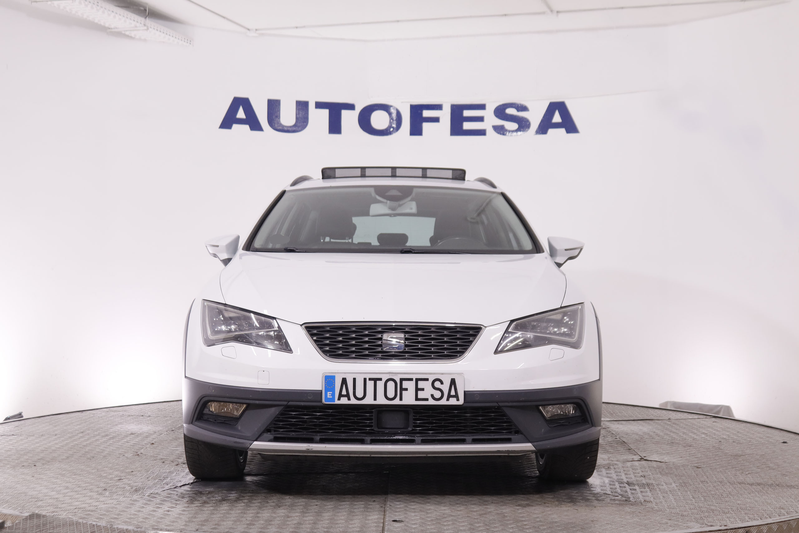 SEAT León 2.0 TDI Xperience 4DRIVE DSG - foto 2