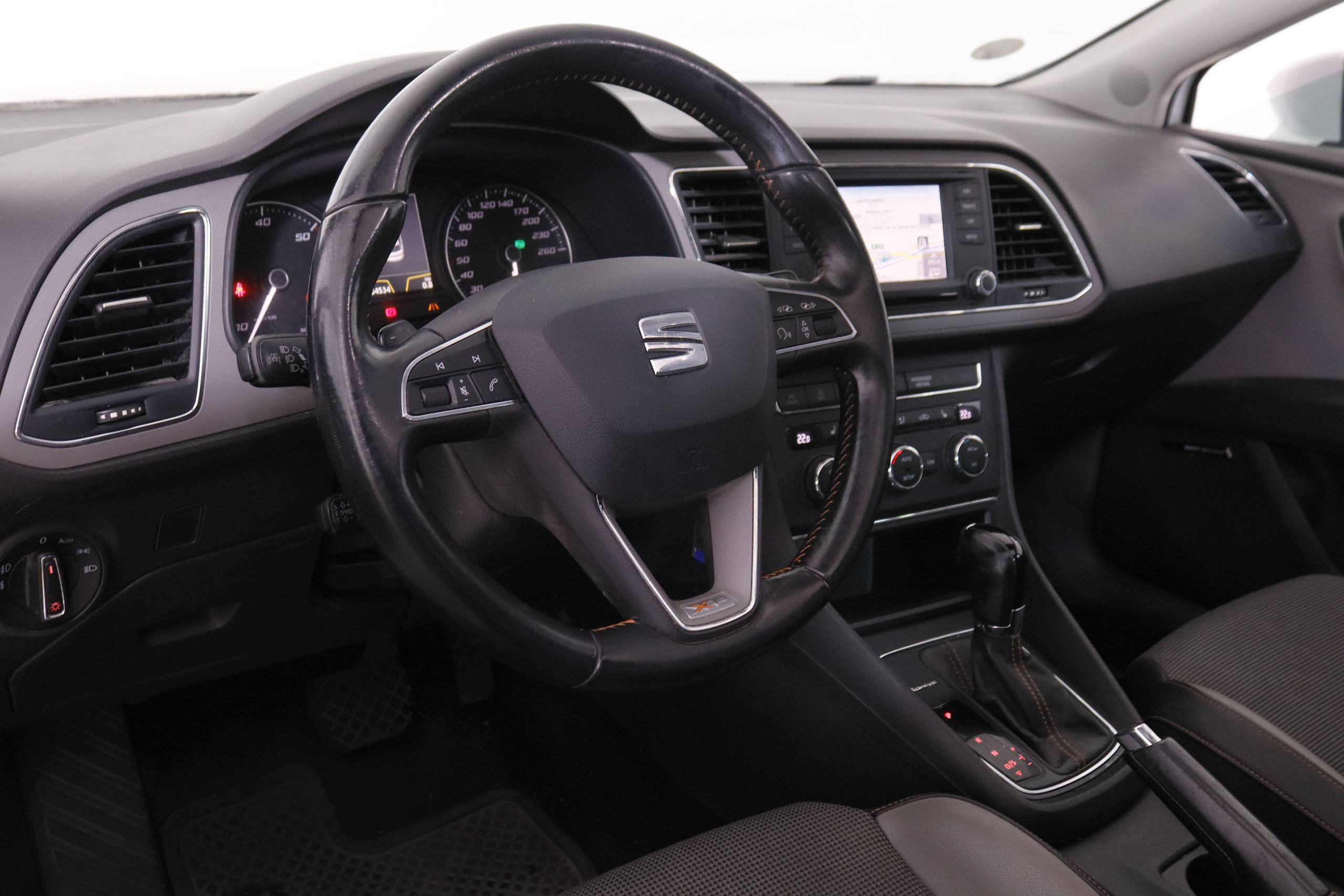 SEAT León 2.0 TDI Xperience 4DRIVE DSG - foto 12