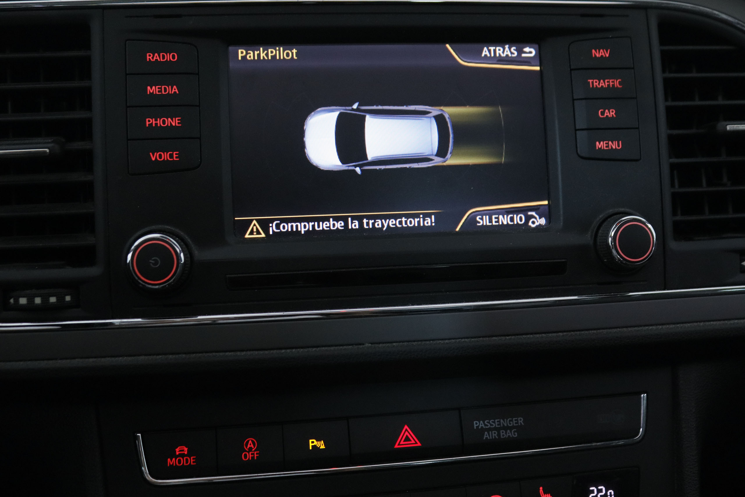 SEAT León 2.0 TDI Xperience 4DRIVE DSG - foto 18