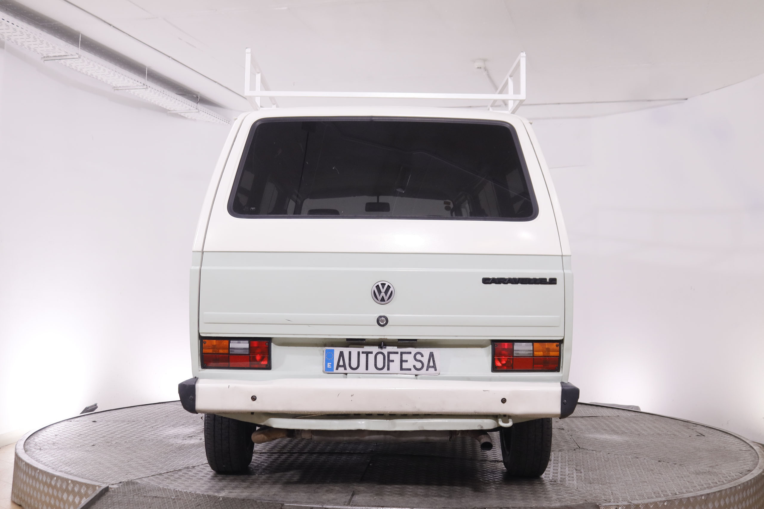 Volkswagen Caravelle T3 1.6 D Clasica Restaurada - foto 6