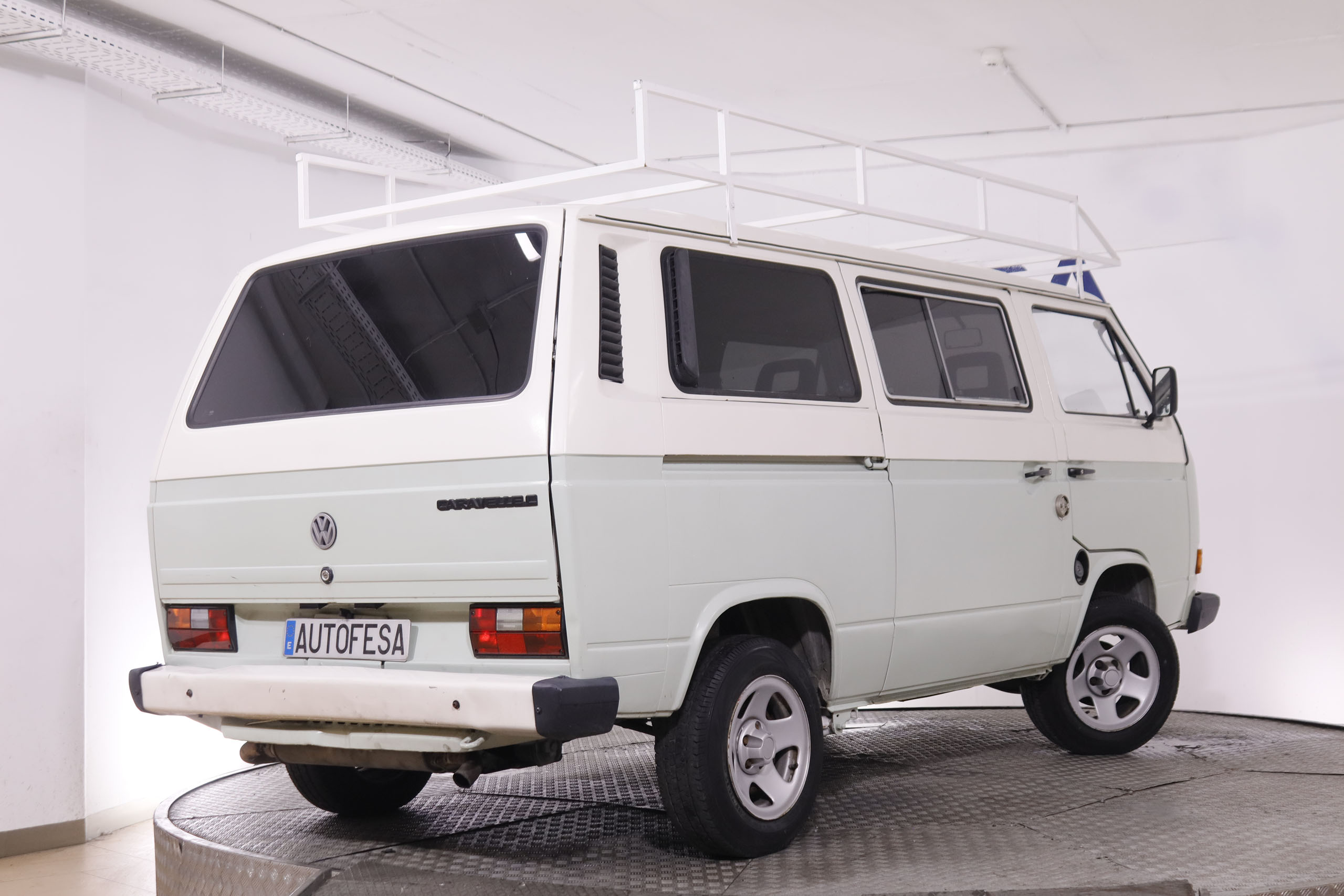 Volkswagen Caravelle T3 1.6 D Clasica Restaurada - foto 5