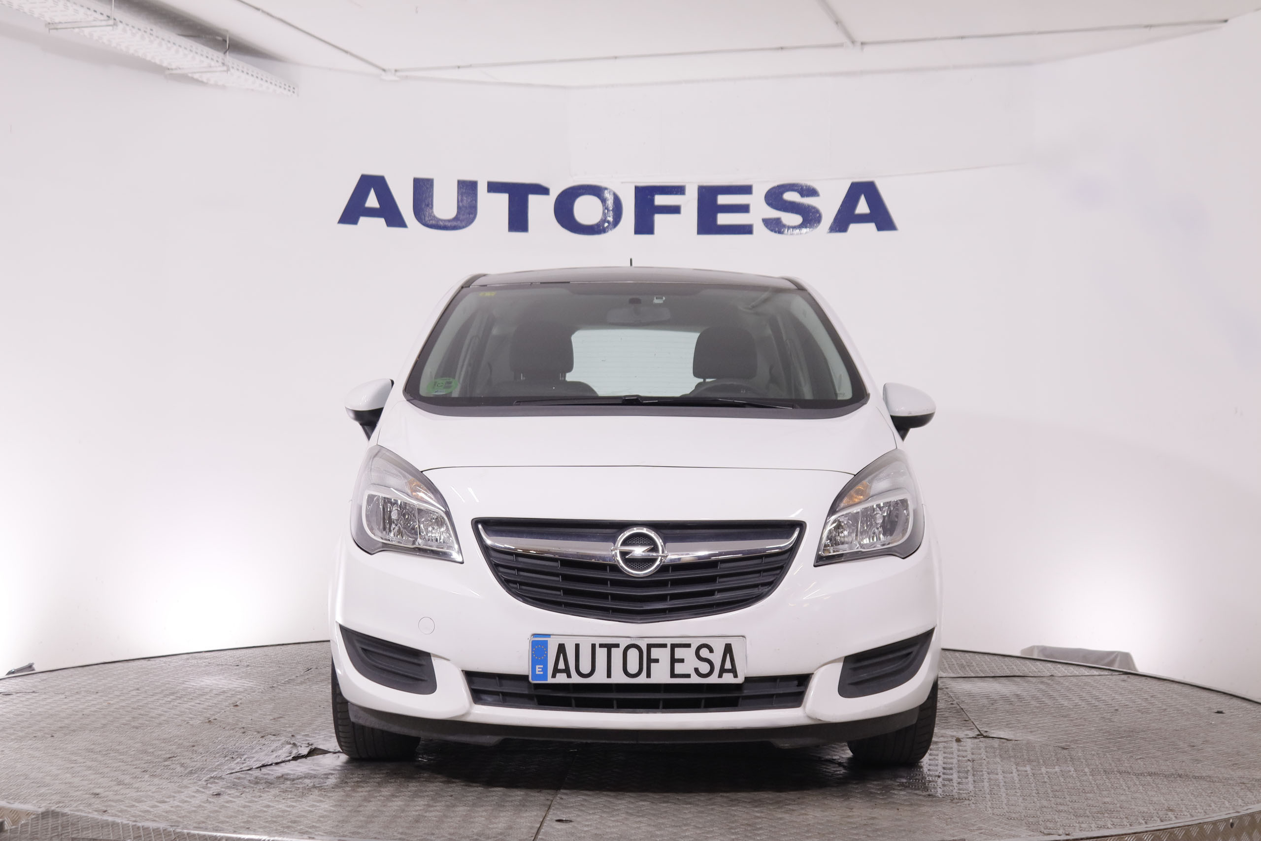 Opel Meriva 1.4i - foto 2