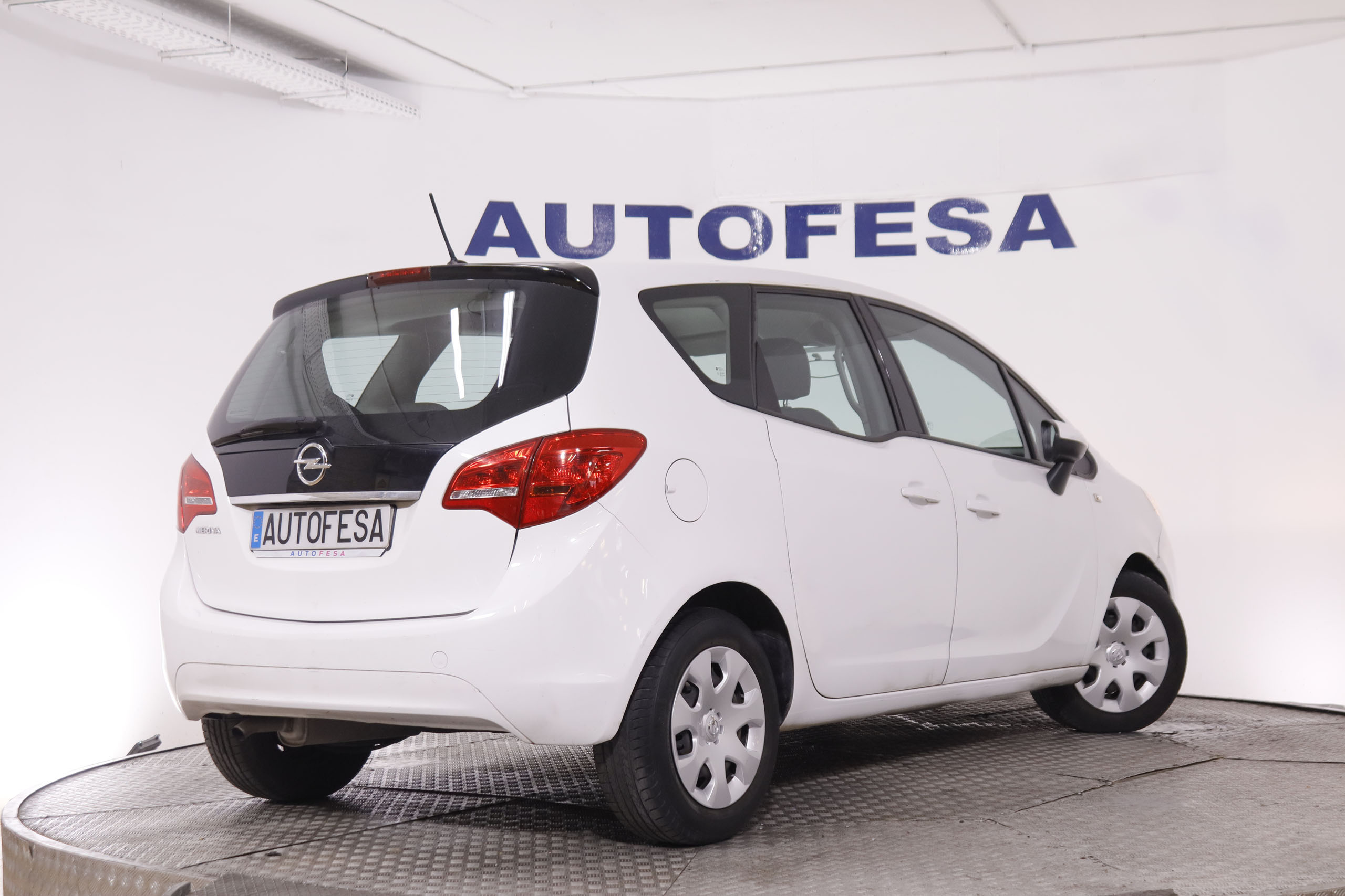 Opel Meriva 1.4i - foto 5