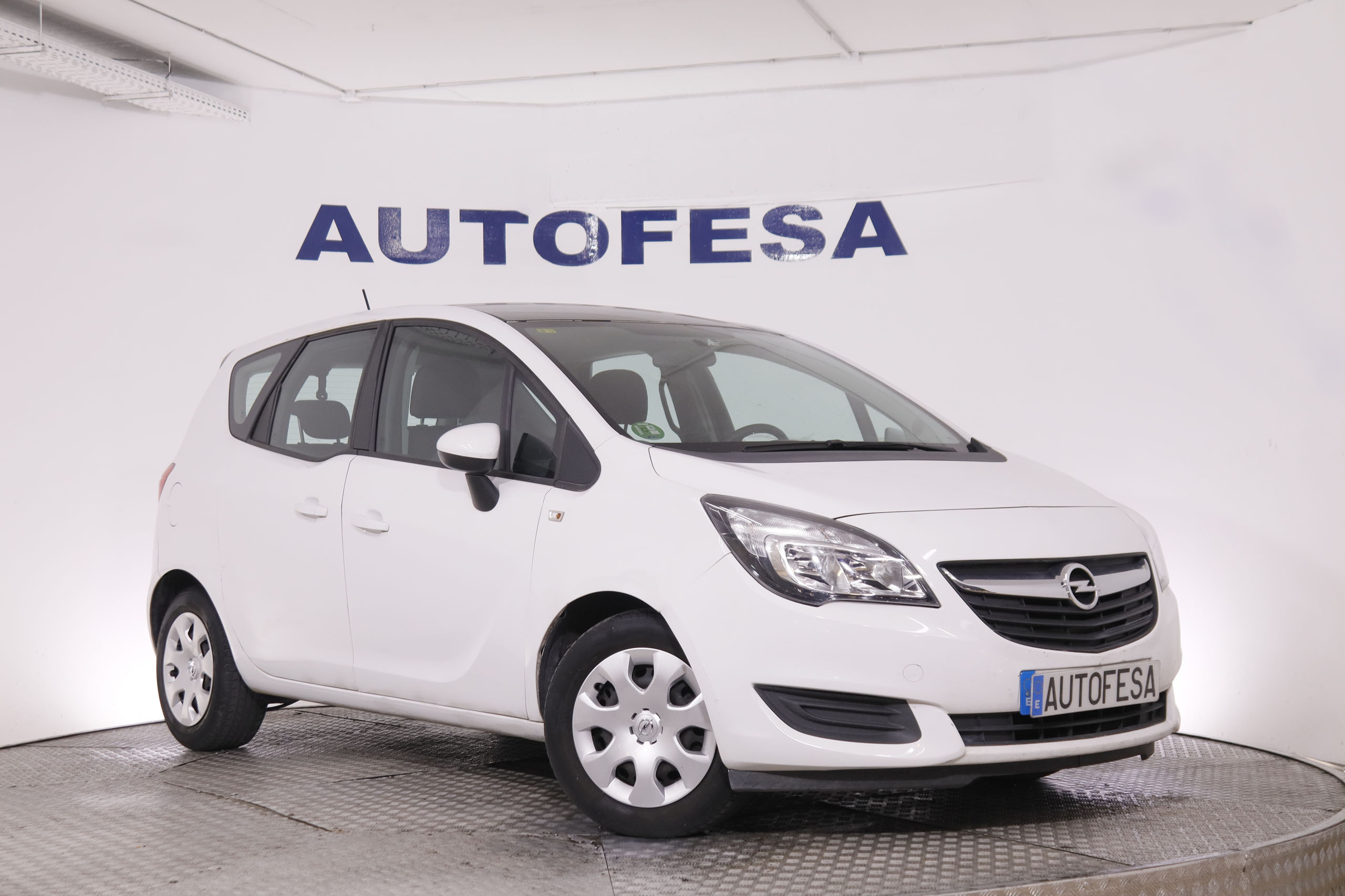 Opel Meriva 1.4i - foto 3
