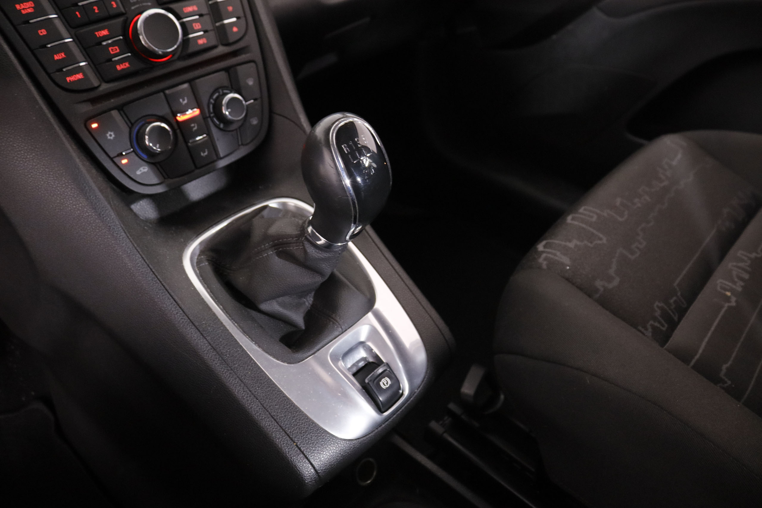 Opel Meriva 1.4i - foto 15