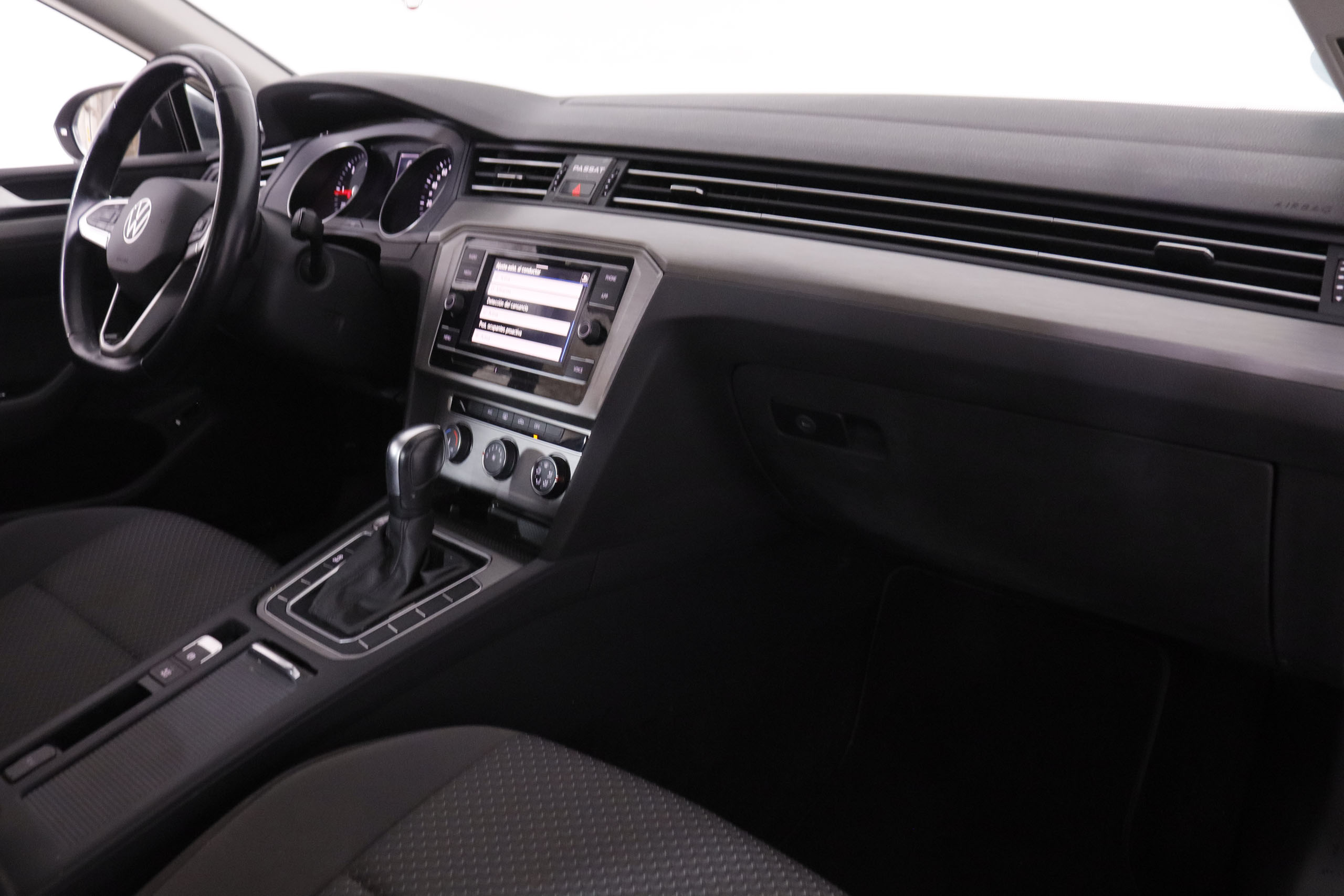 Volkswagen Passat 2.0 TDI DSG - foto 12