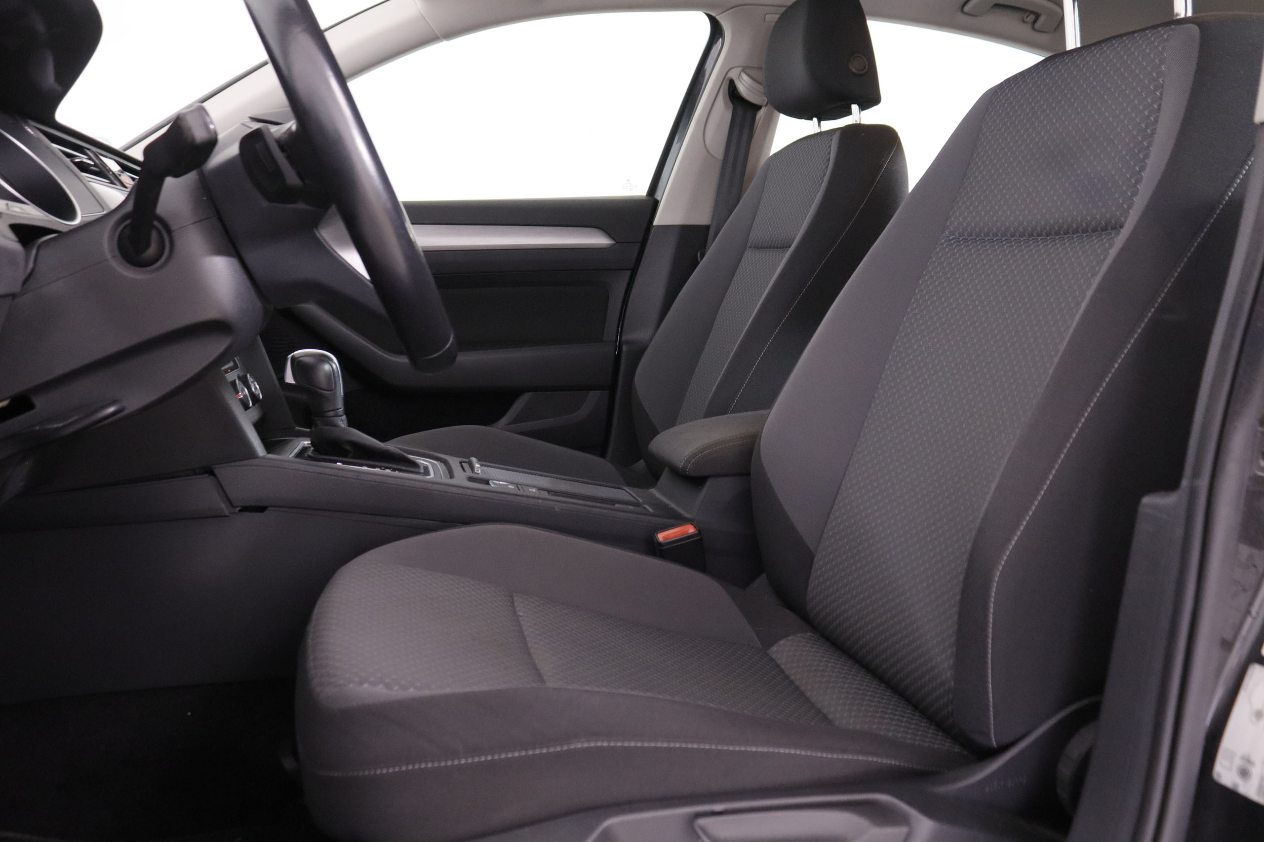 Volkswagen Passat 2.0 TDI DSG - foto 19