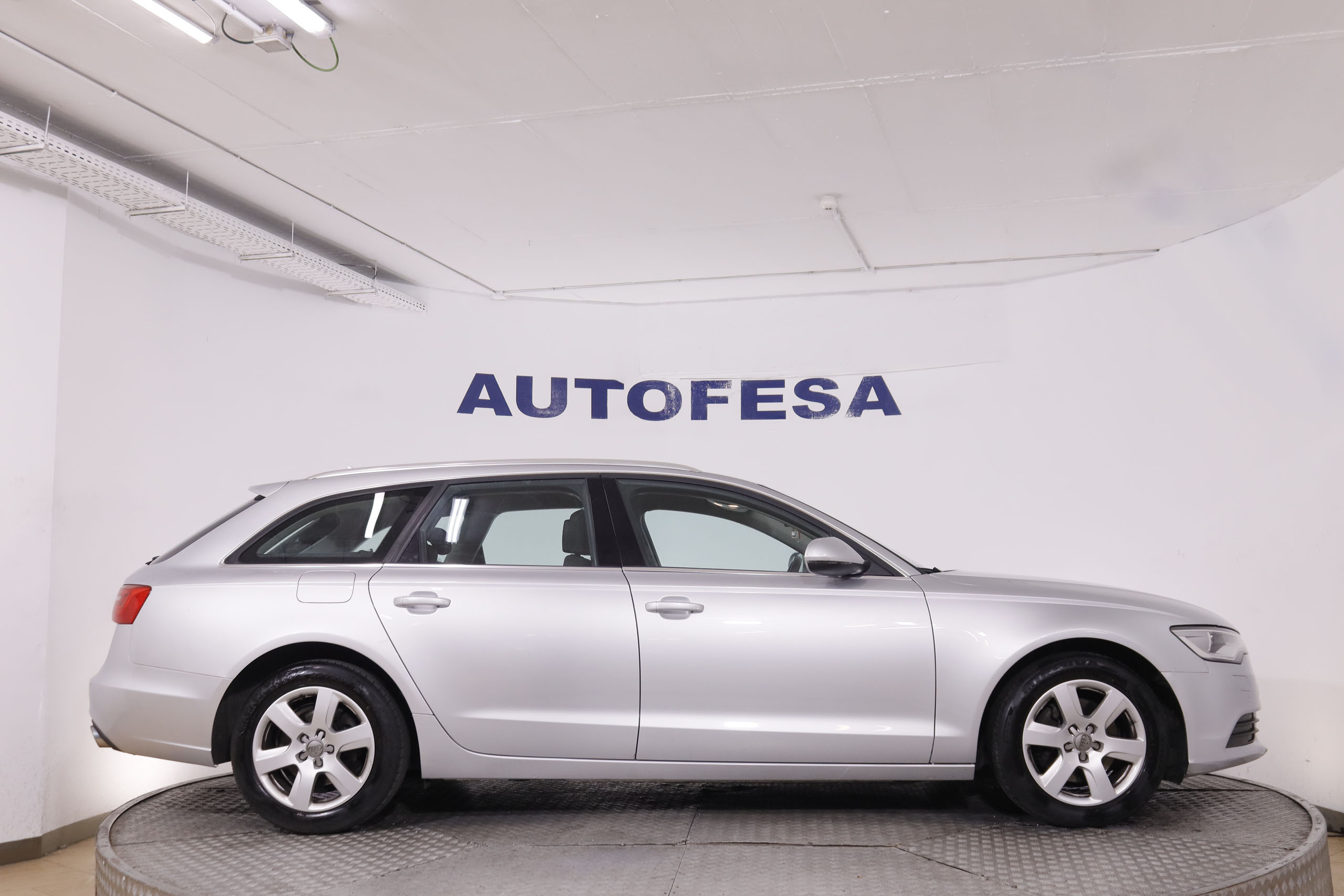 Audi A6 Avant 2.0 TDI Ultra - foto 8