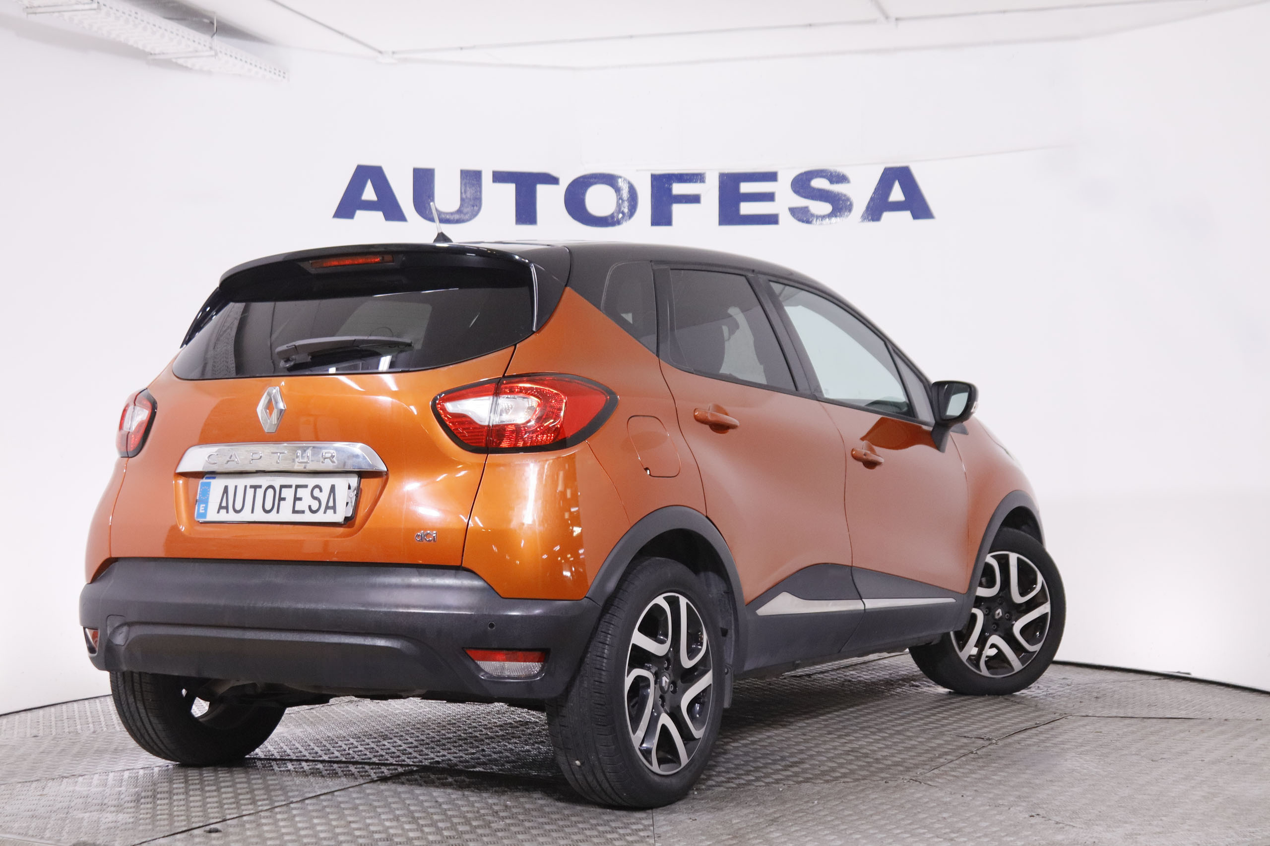 Renault Captur 1.5 dCi ECO2 Adventure - foto 6
