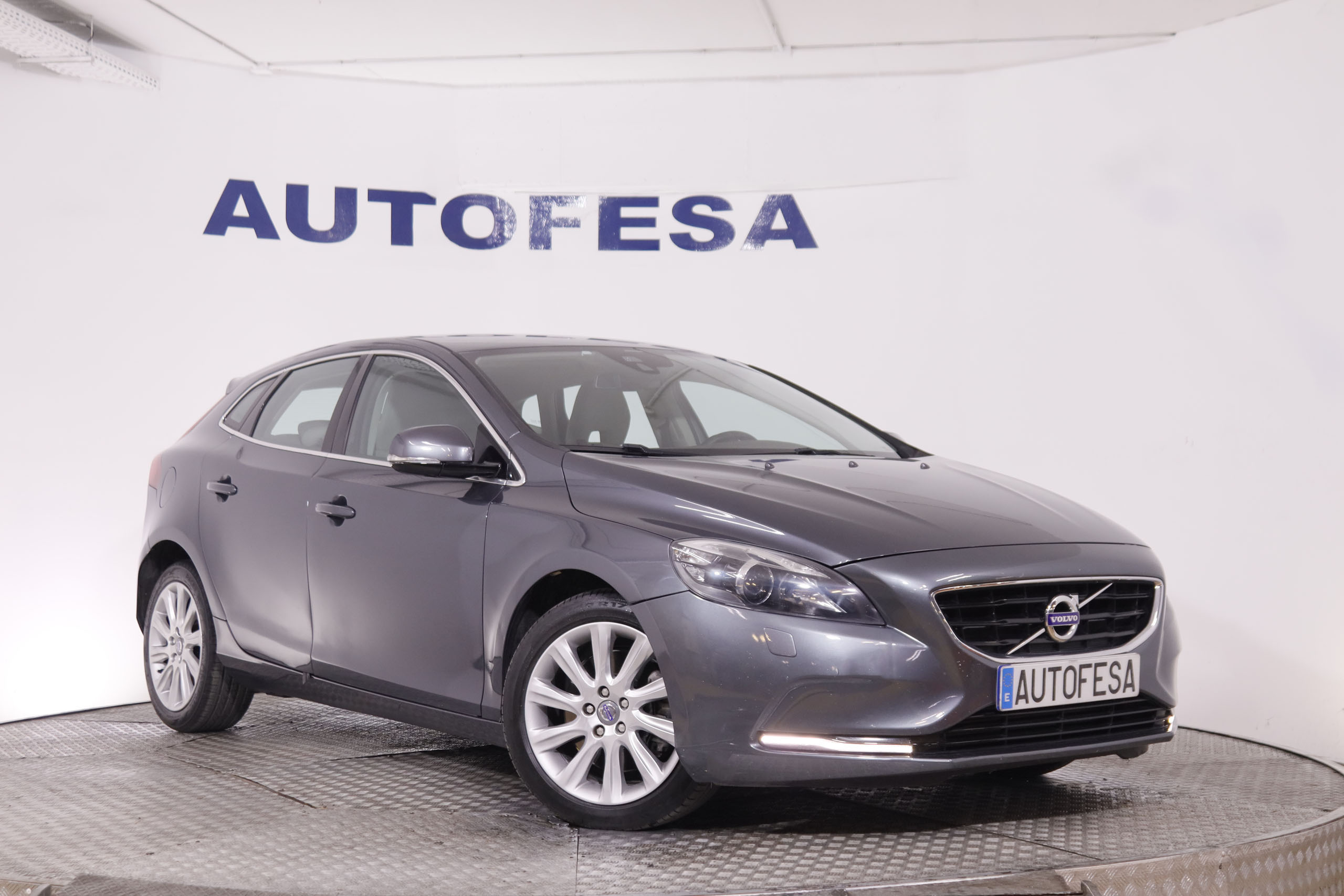 Volvo V40 2.0 D3 Inscription - foto 3