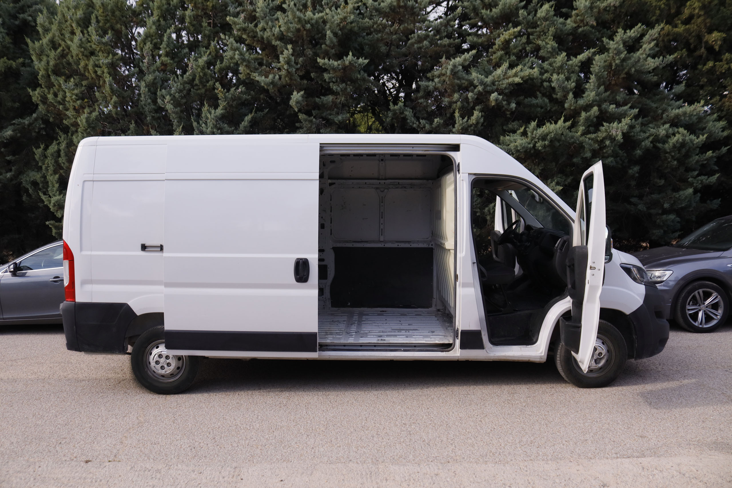 Peugeot Boxer 335 2.2 BlueHDi L3H2 - foto 10