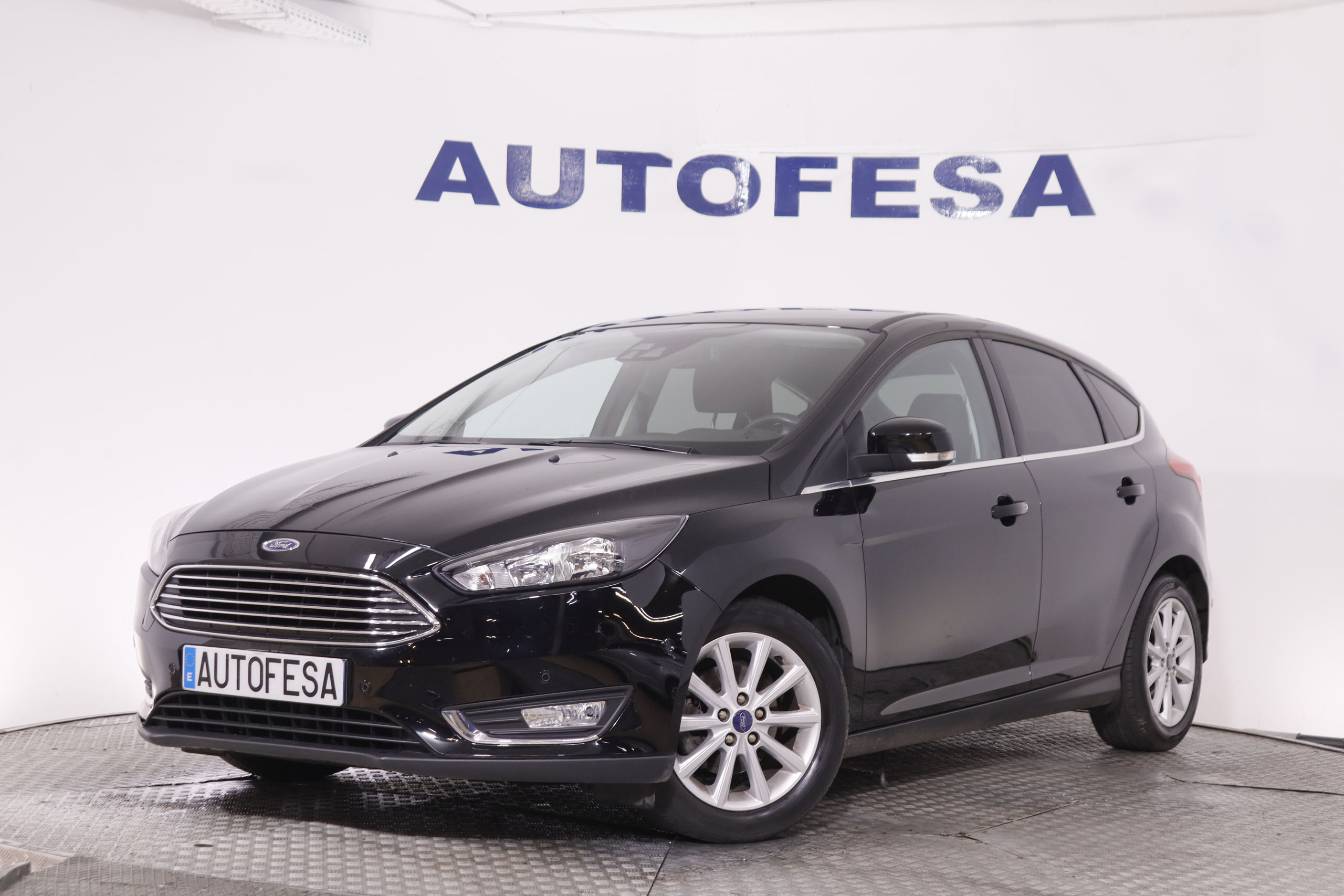 Ford Focus 1.0 EcoBoost Titanium - foto 1