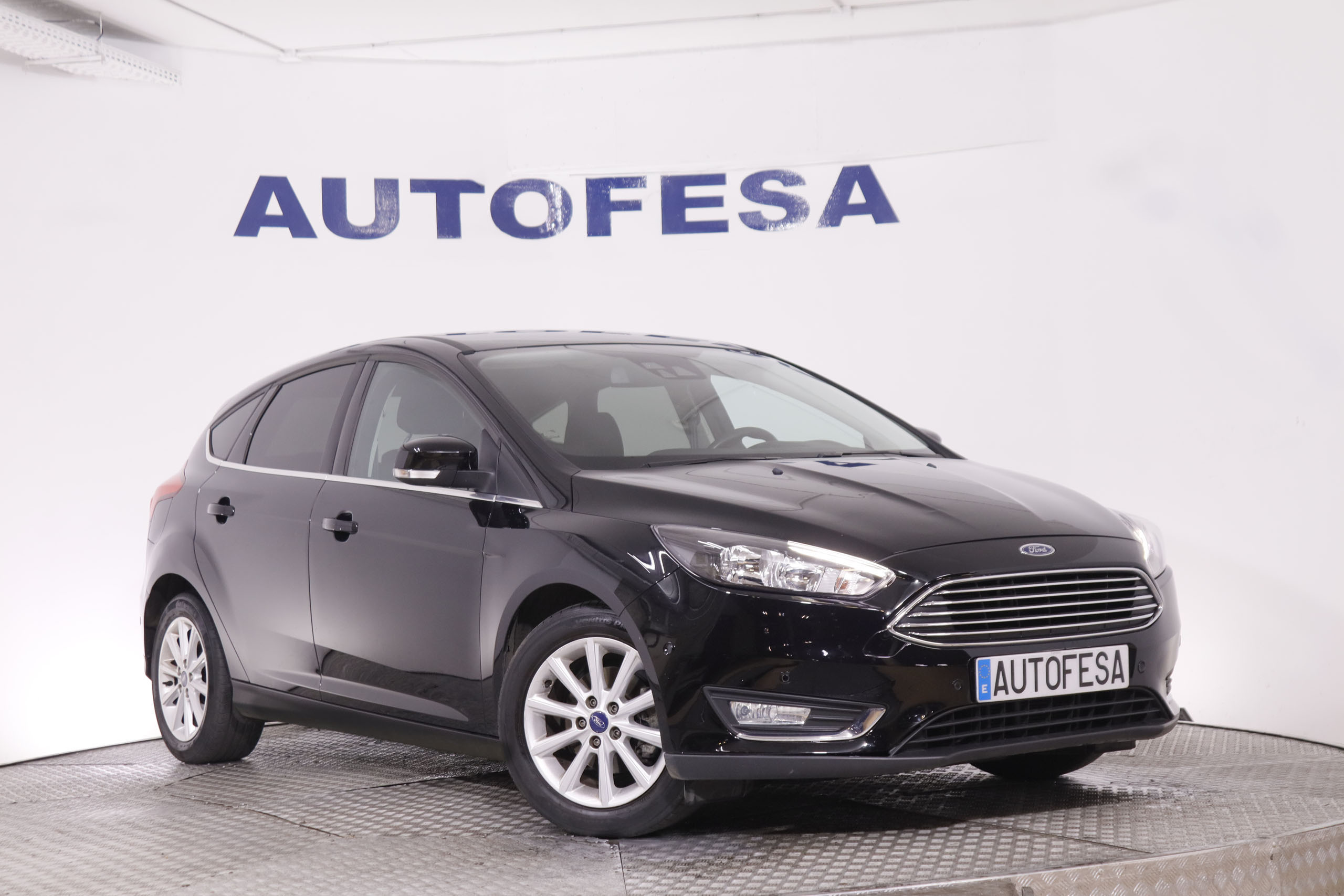 Ford Focus 1.0 EcoBoost Titanium - foto 3