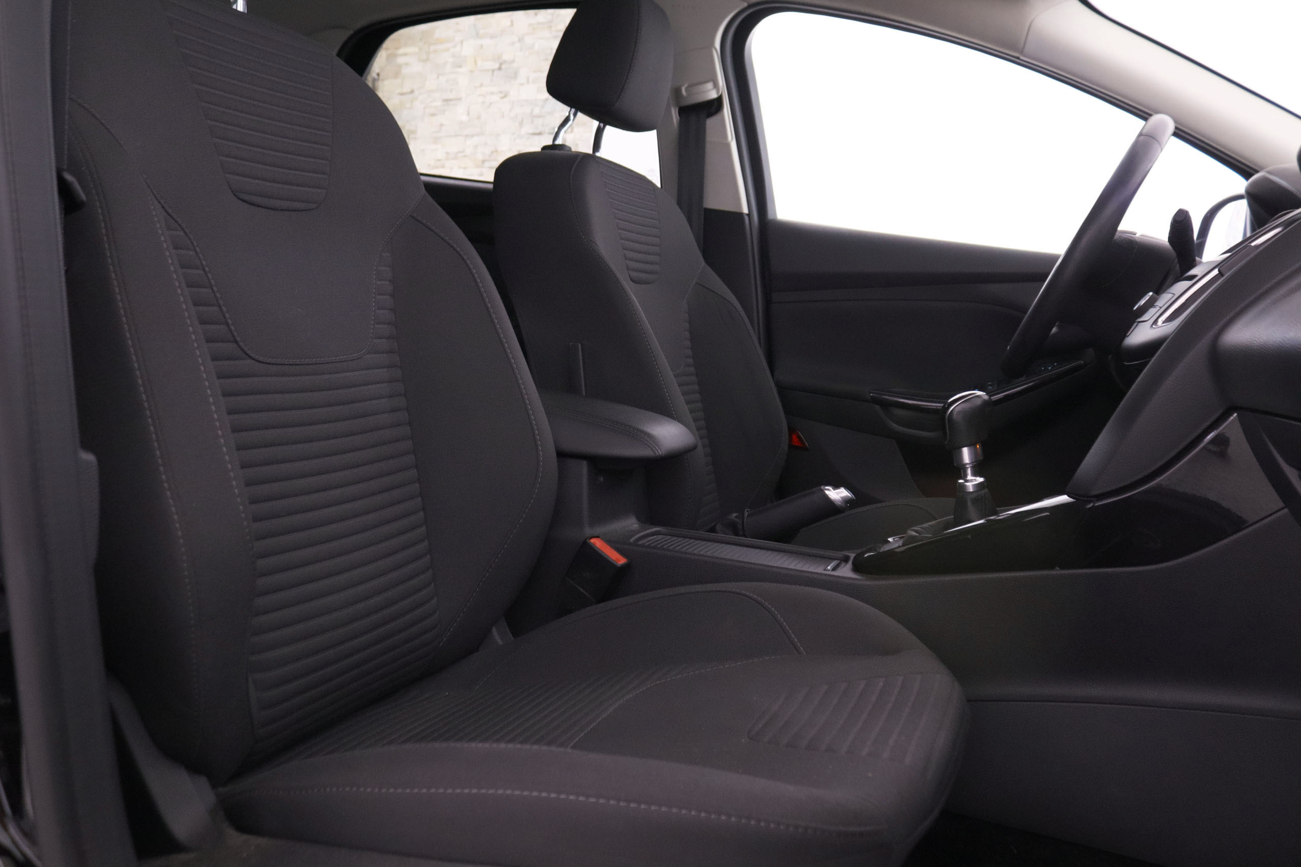 Ford Focus 1.0 EcoBoost Titanium - foto 19