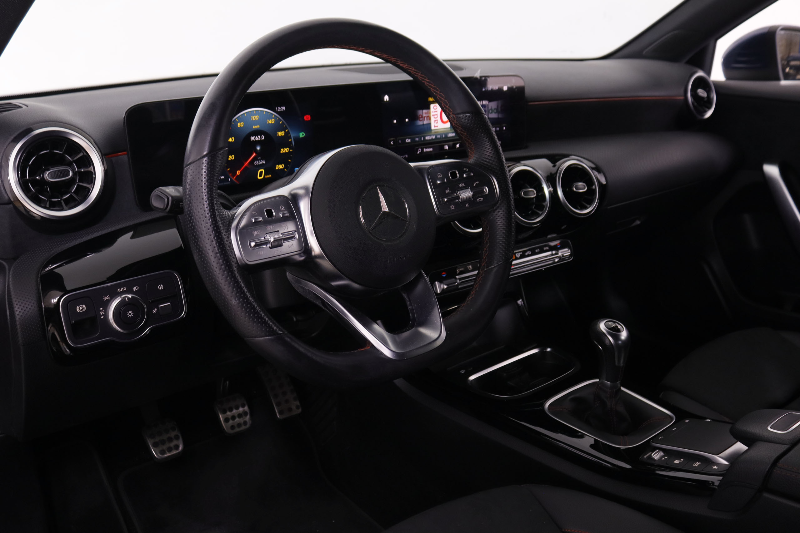 Mercedes-Benz Clase A A 200 AMG Line - foto 11