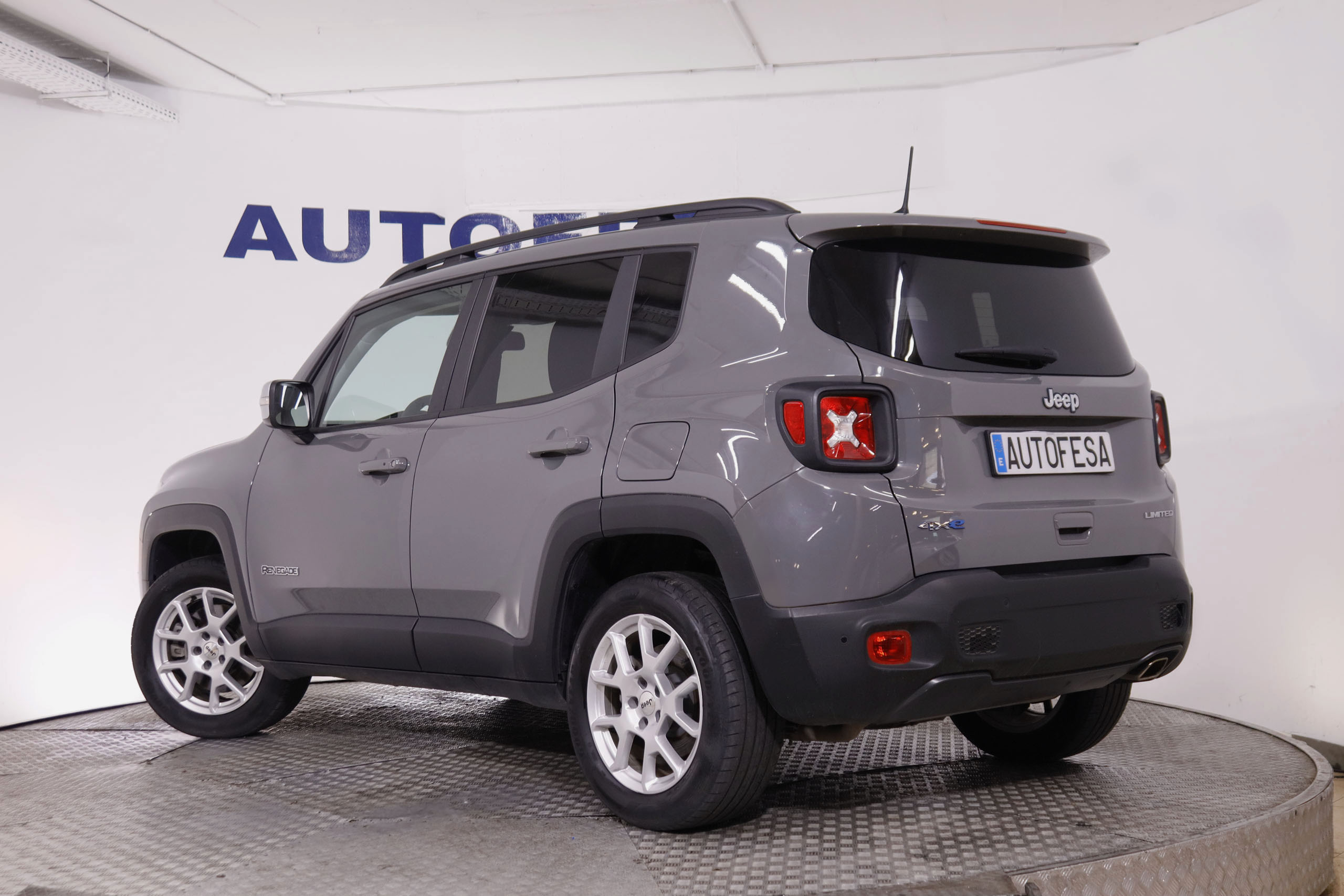 Jeep Renegade 1.3 T4 PHEV Limited 4xe - foto 9