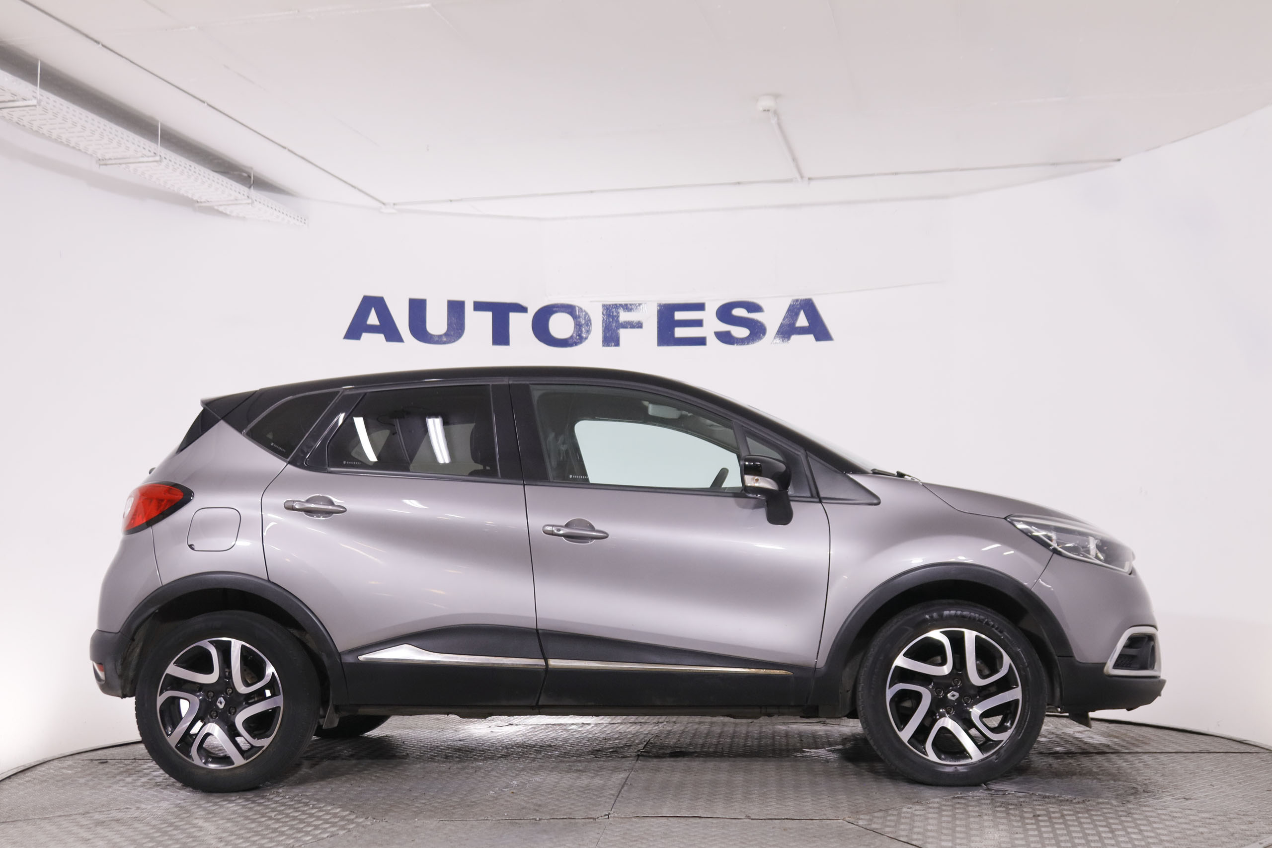 Renault Captur 1.5 dCi Energy Intens - foto 9