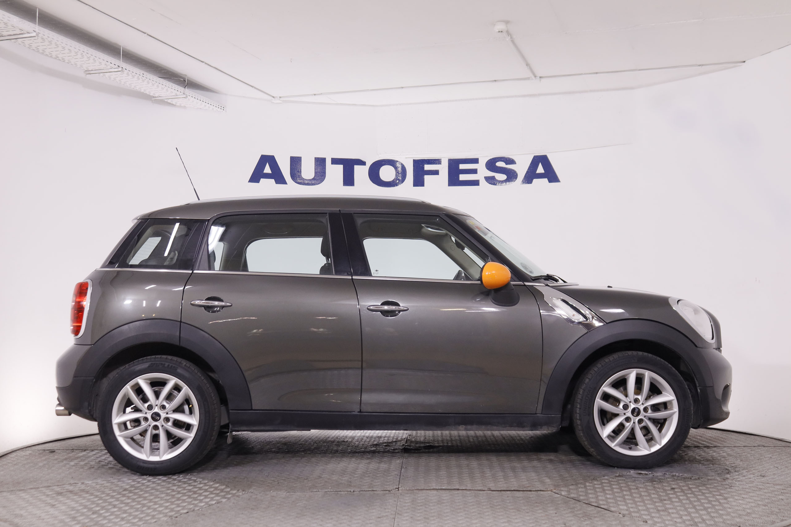 MINI Cooper 2.0D - foto 3