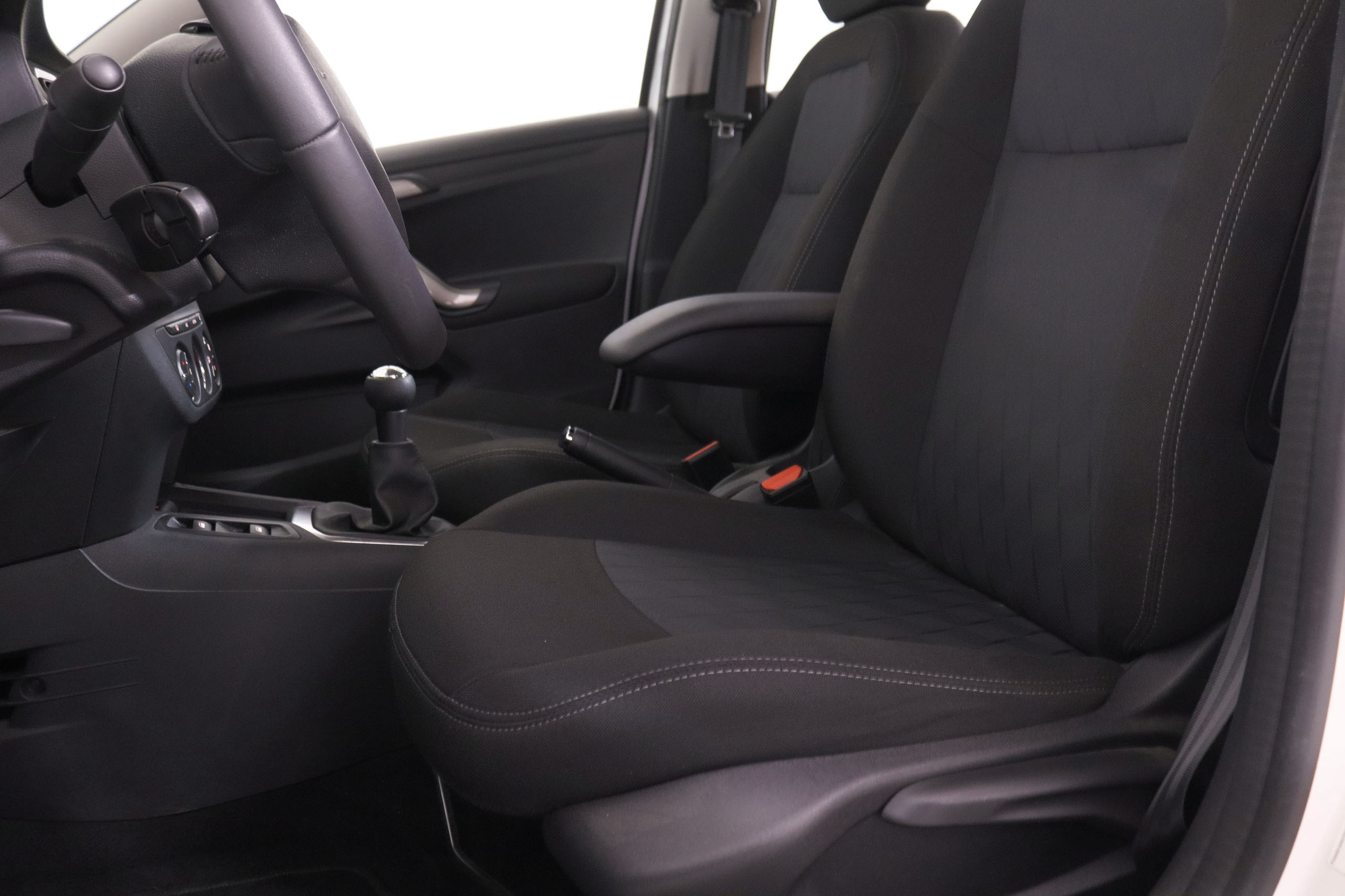 Citroën C-Elysée 1.2 Shine - foto 17
