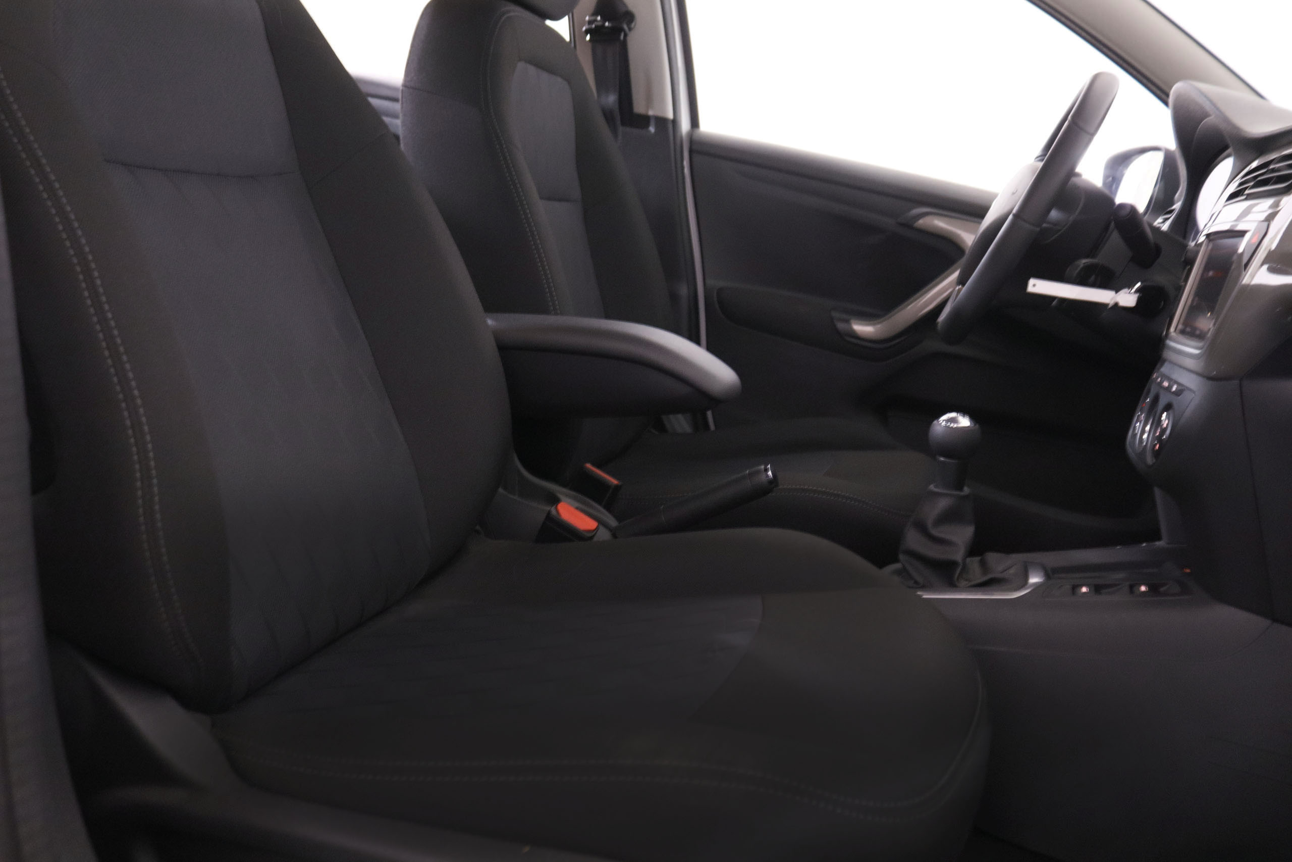 Citroën C-Elysée 1.2 Shine - foto 18
