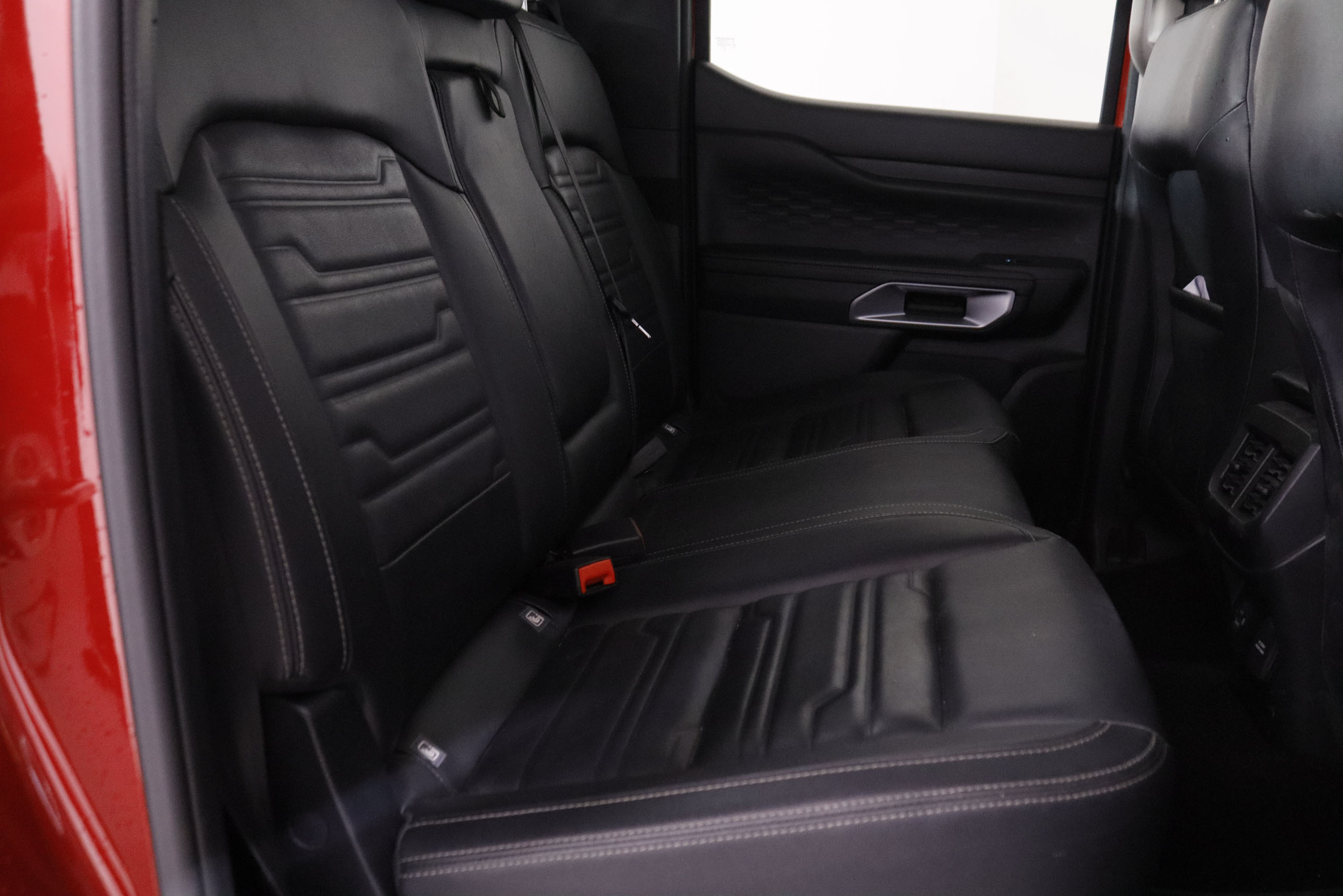 Ford Ranger 2.0 EcoBlue Limited 4x4 - foto 33