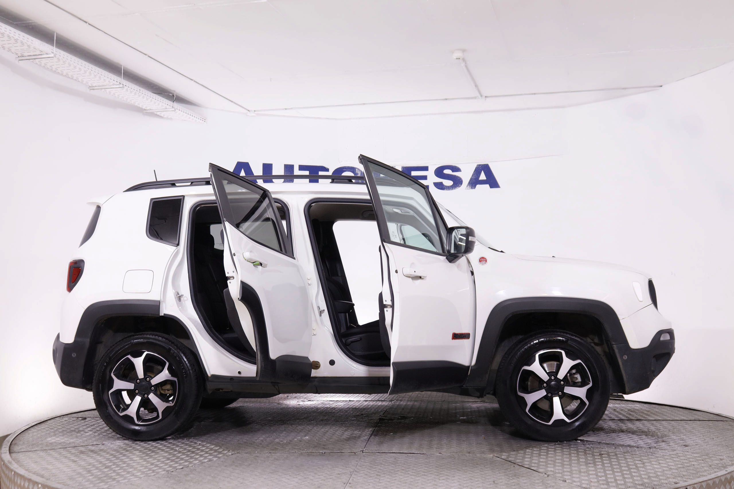 Jeep Renegade 2.0 Mjet 4x4 Trailhawk - foto 10