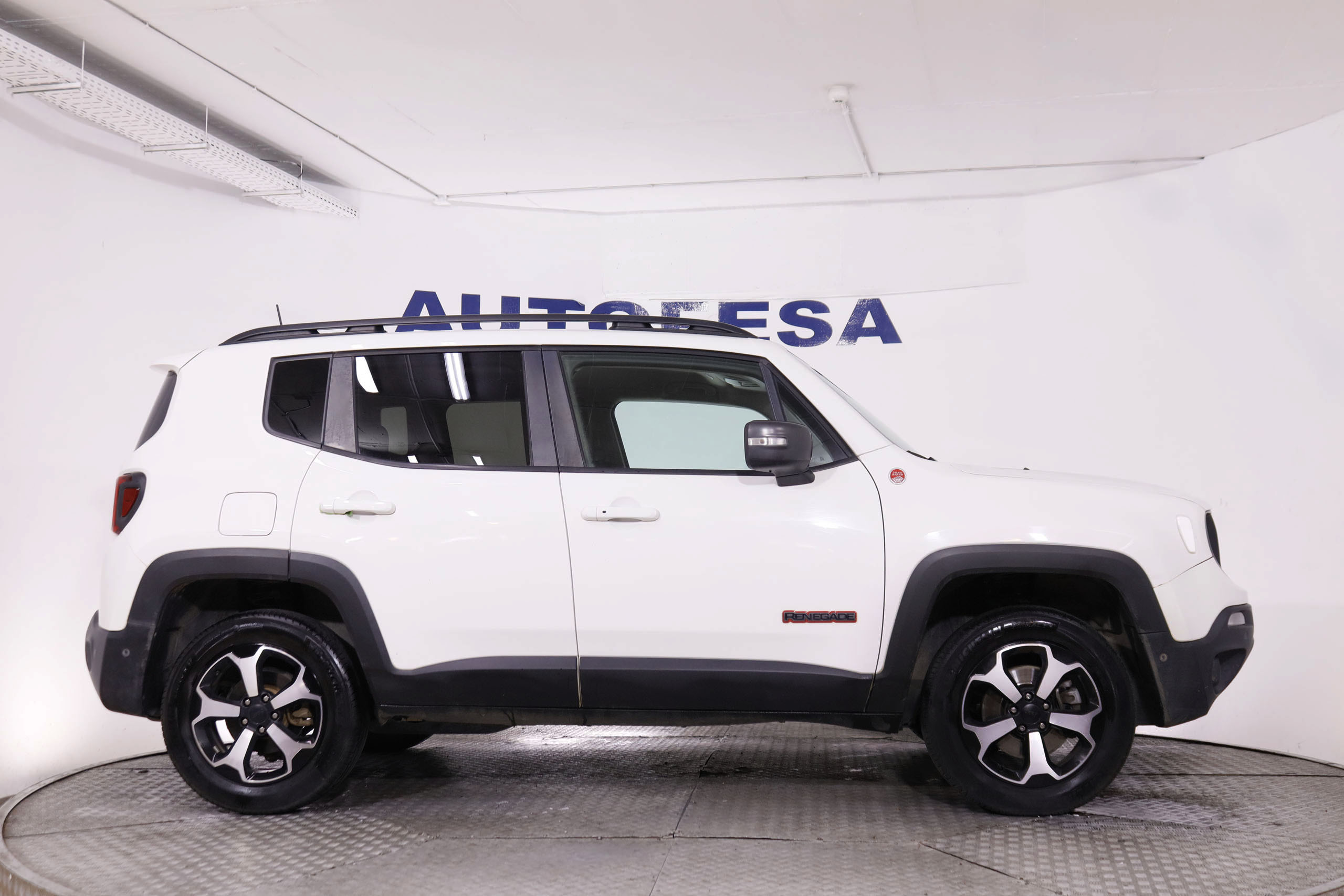 Jeep Renegade 2.0 Mjet 4x4 Trailhawk - foto 8