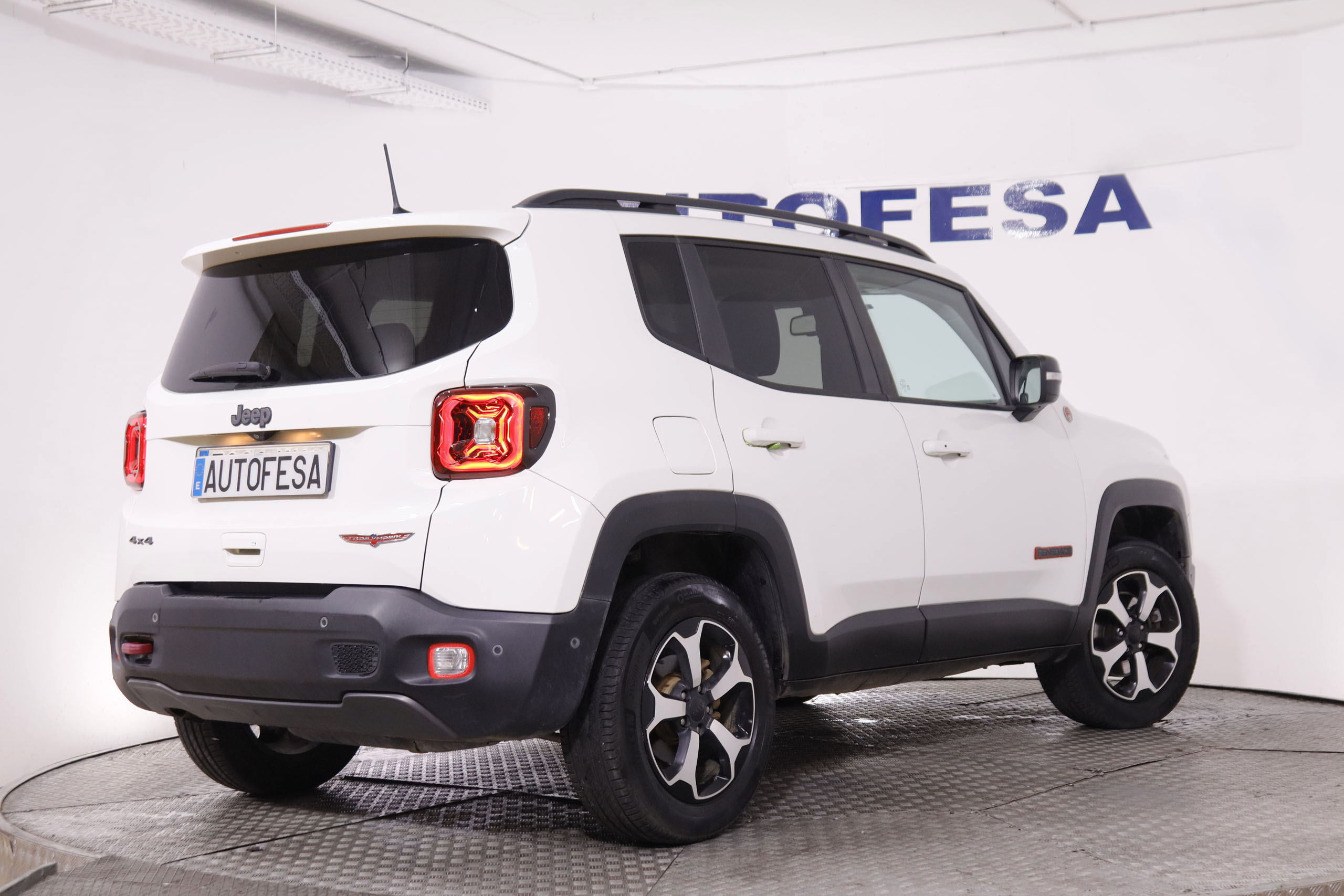Jeep Renegade 2.0 Mjet 4x4 Trailhawk - foto 5