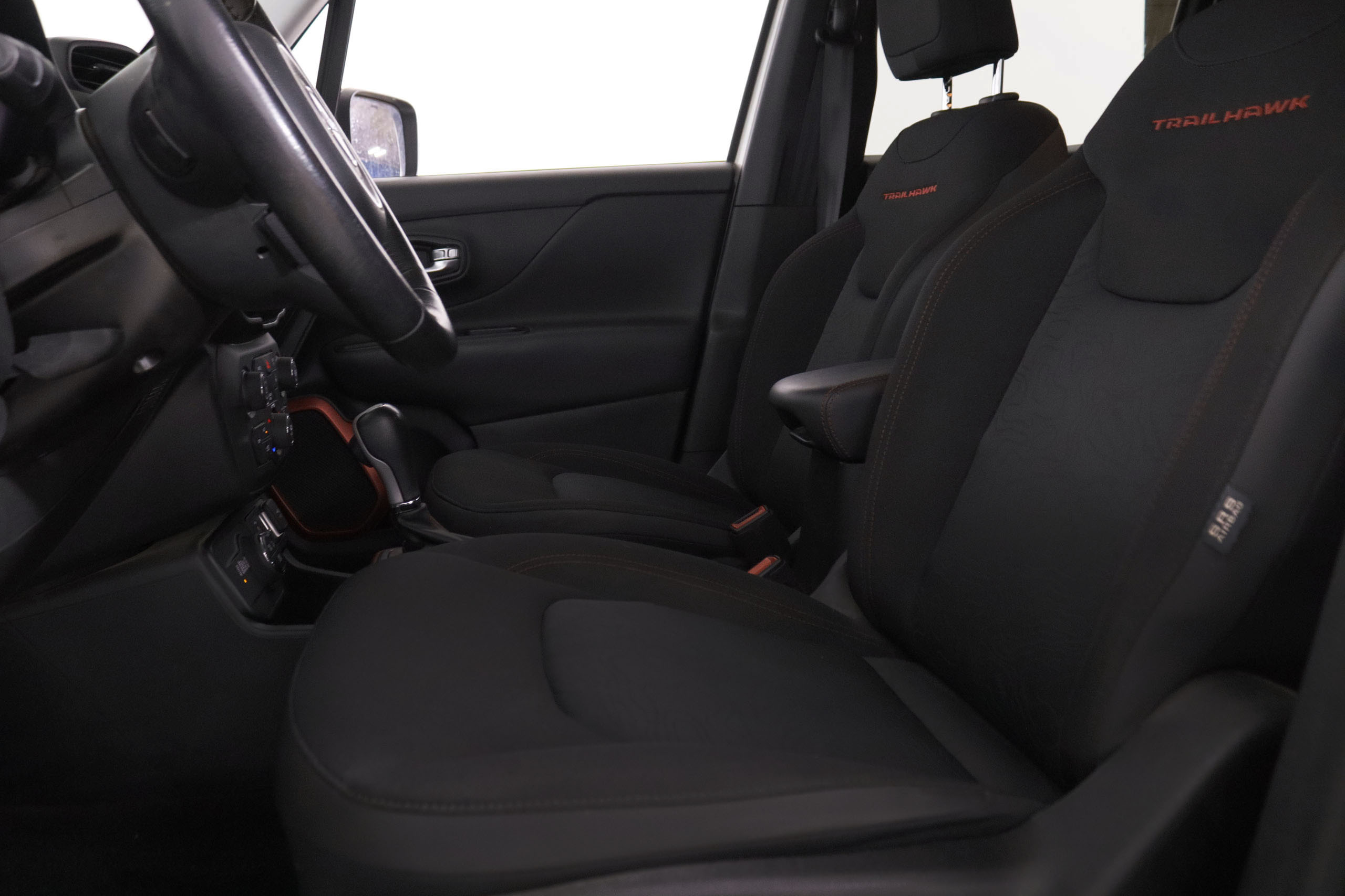 Jeep Renegade 2.0 Mjet 4x4 Trailhawk - foto 19