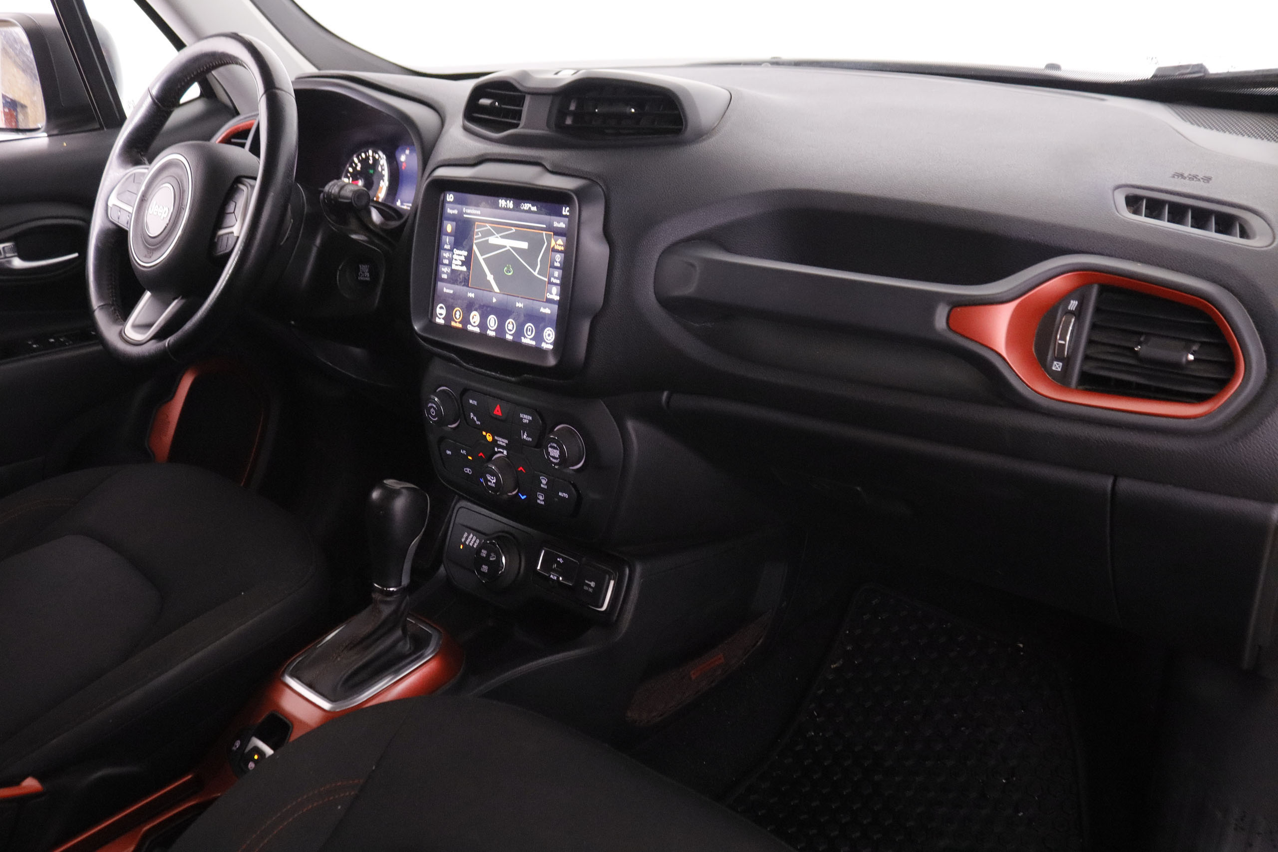Jeep Renegade 2.0 Mjet 4x4 Trailhawk - foto 12